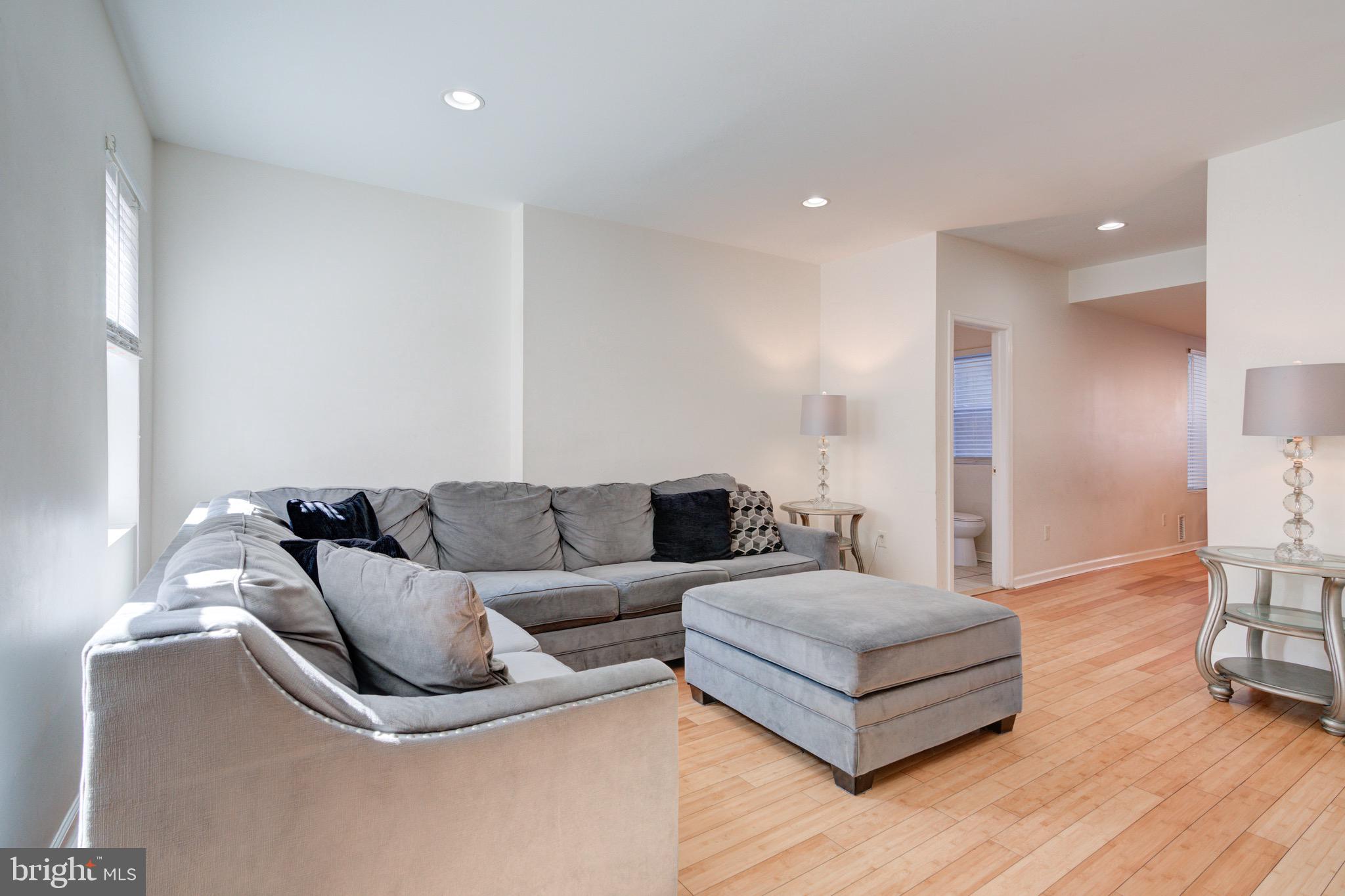 FAIRMOUNT - Residential