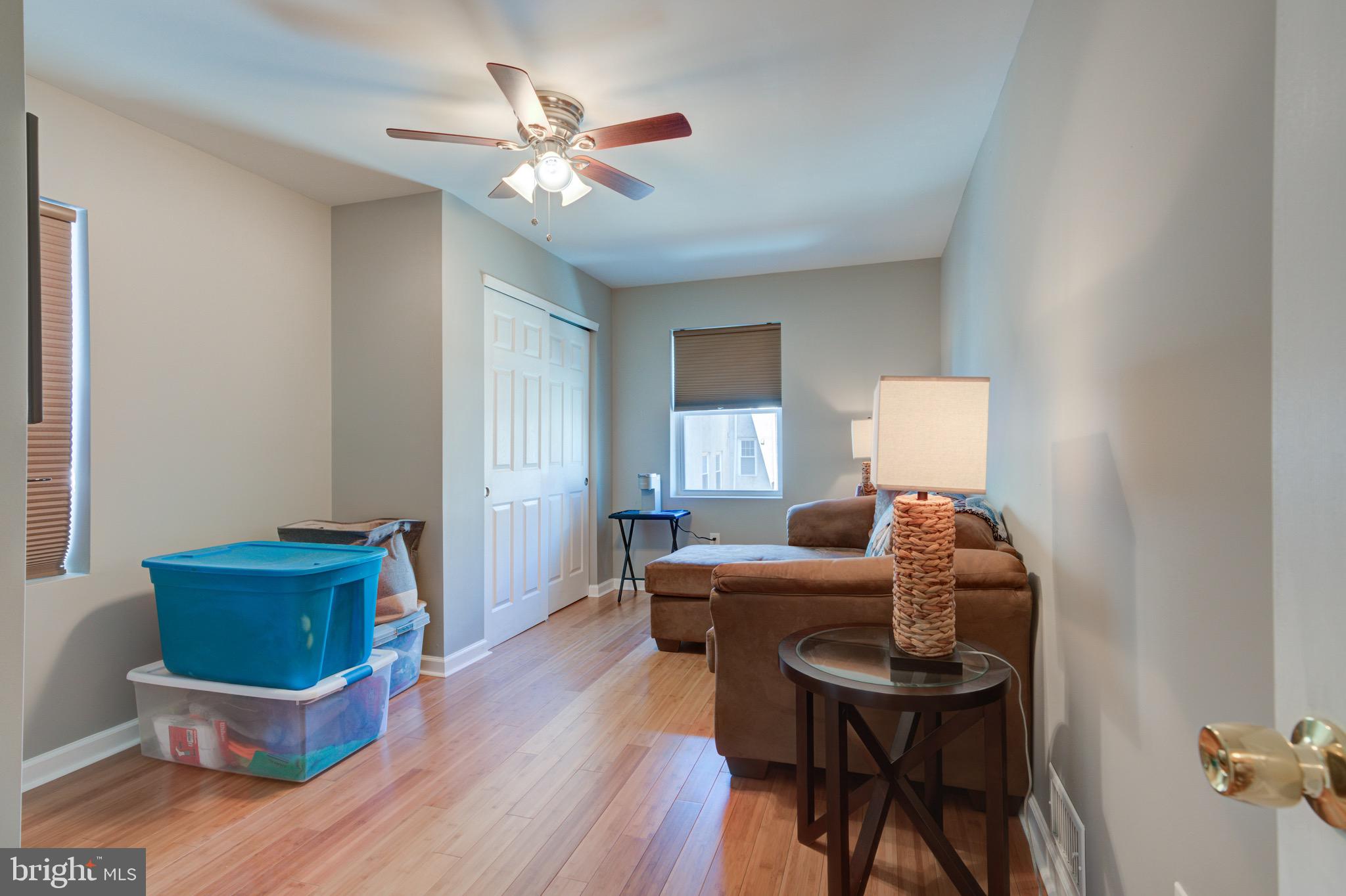 FAIRMOUNT - Residential