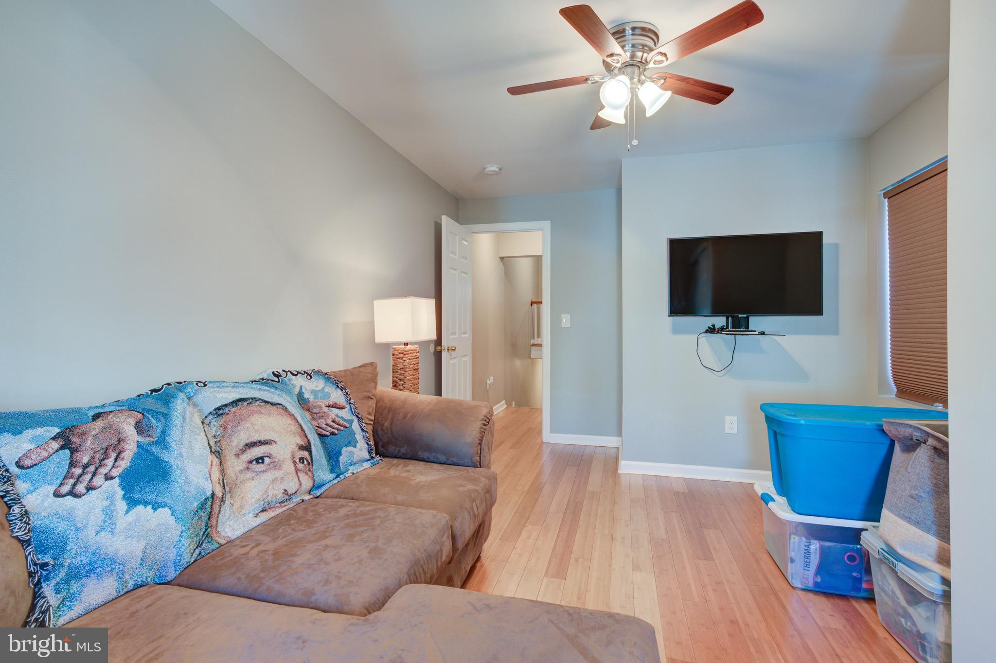 FAIRMOUNT - Residential