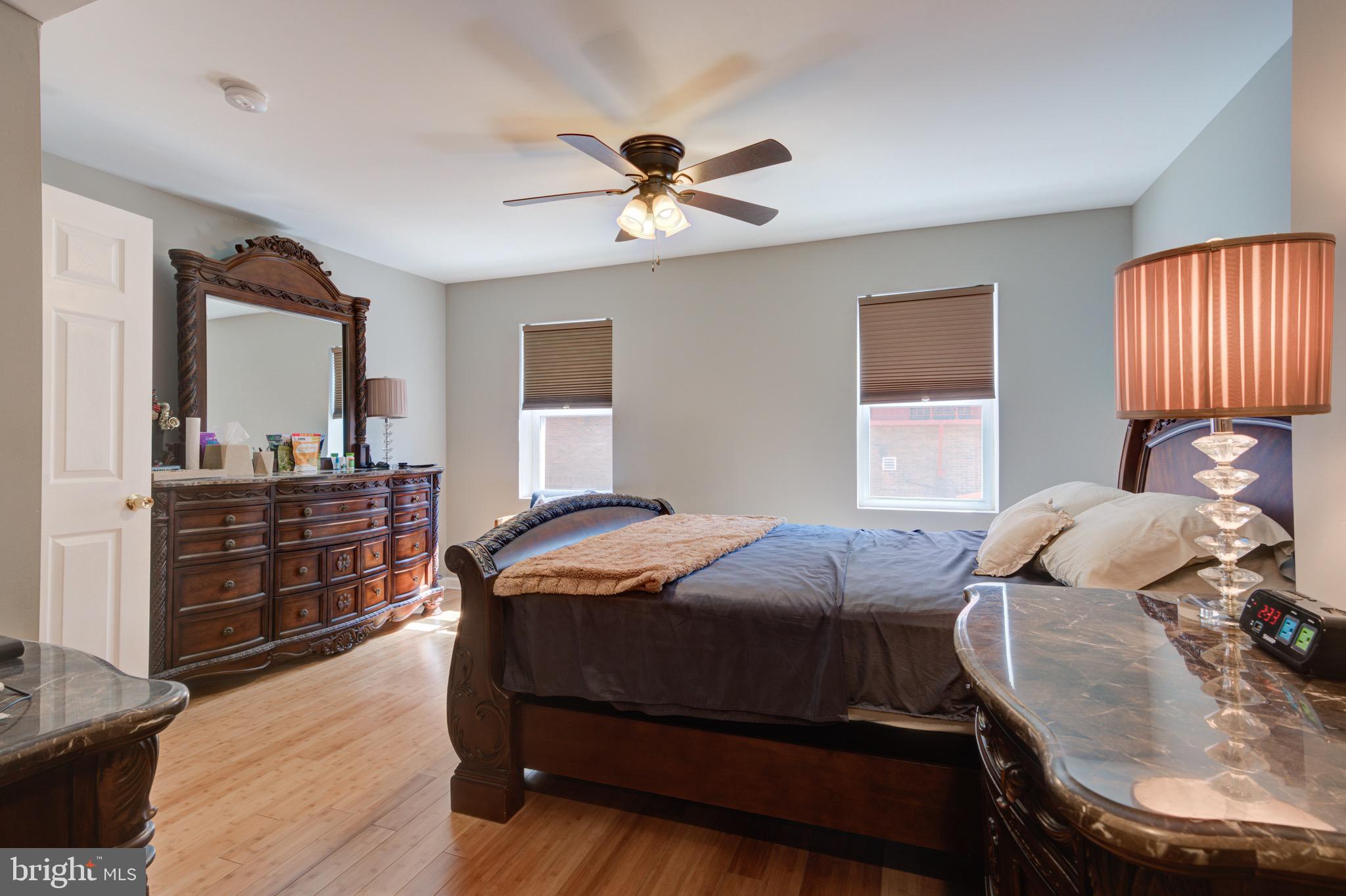 FAIRMOUNT - Residential