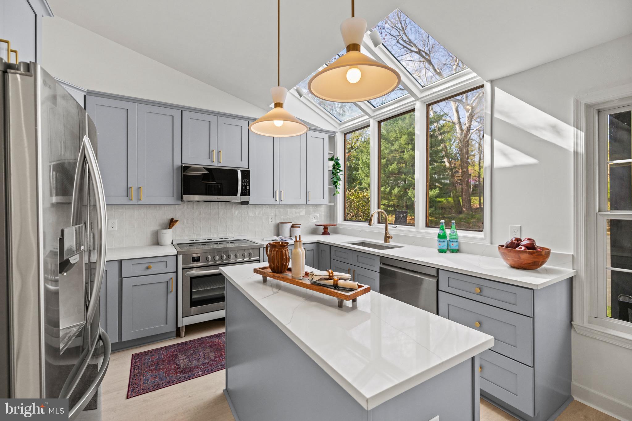 HUNTERS TRACE - Residential