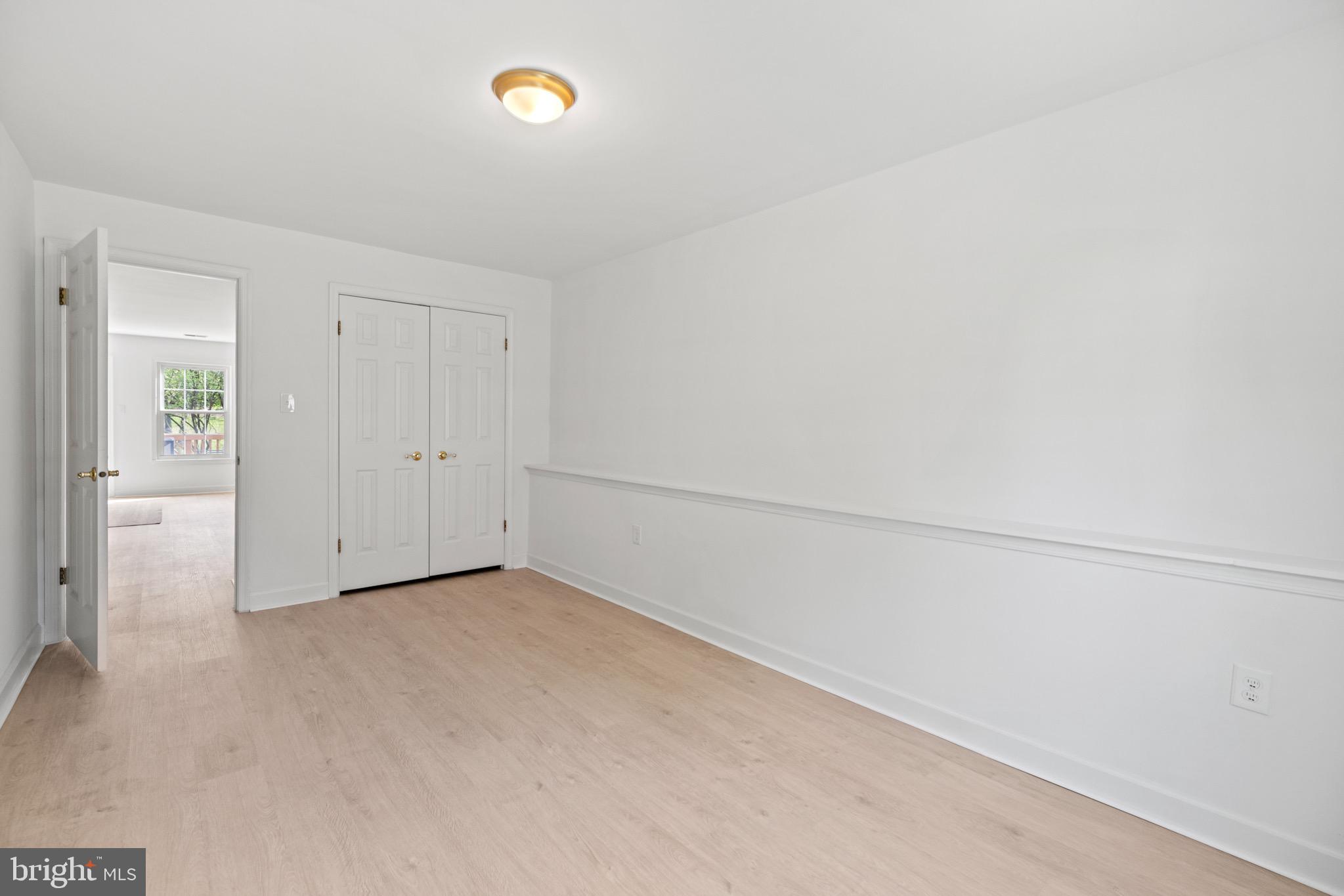 HUNTERS TRACE - Residential