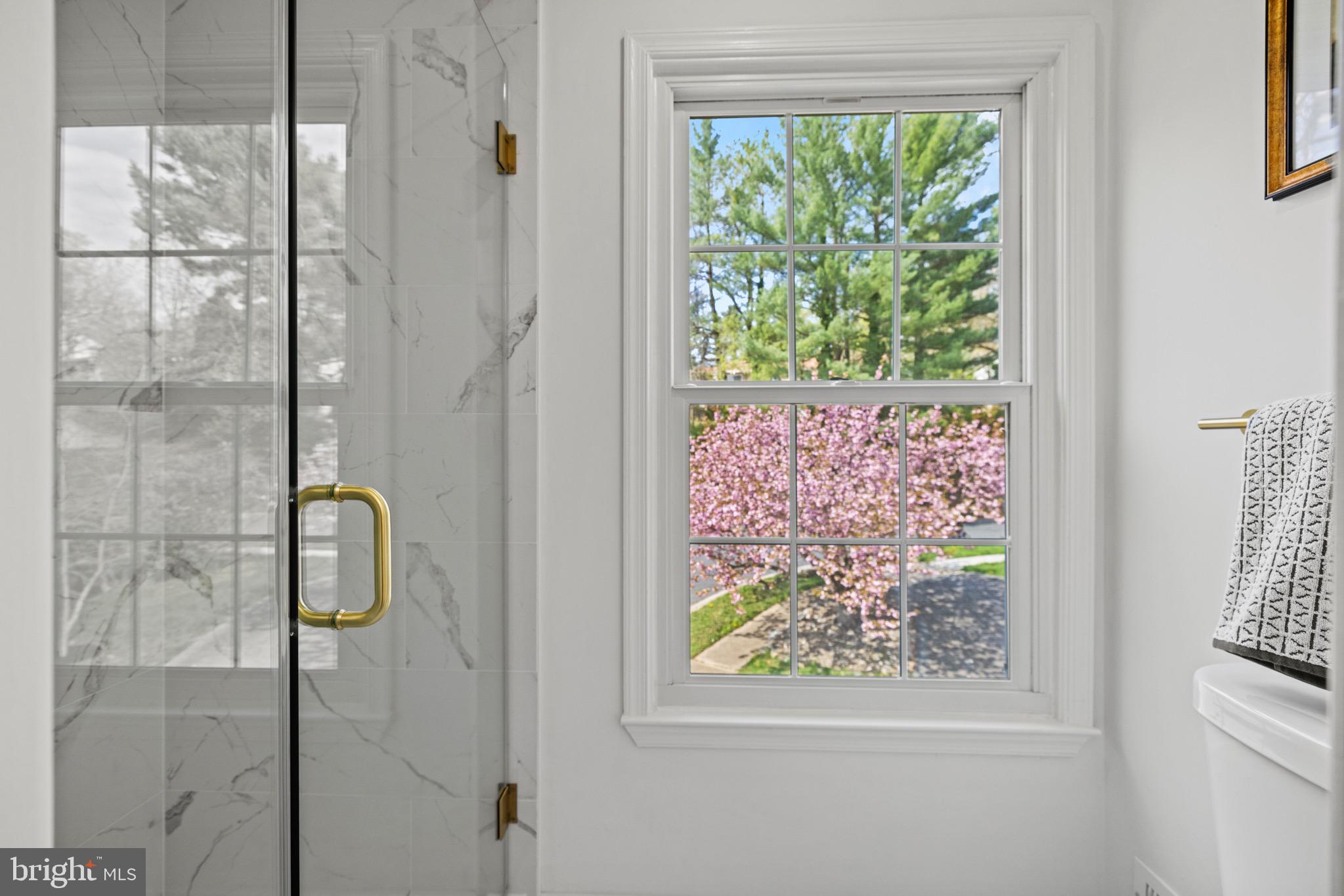 HUNTERS TRACE - Residential