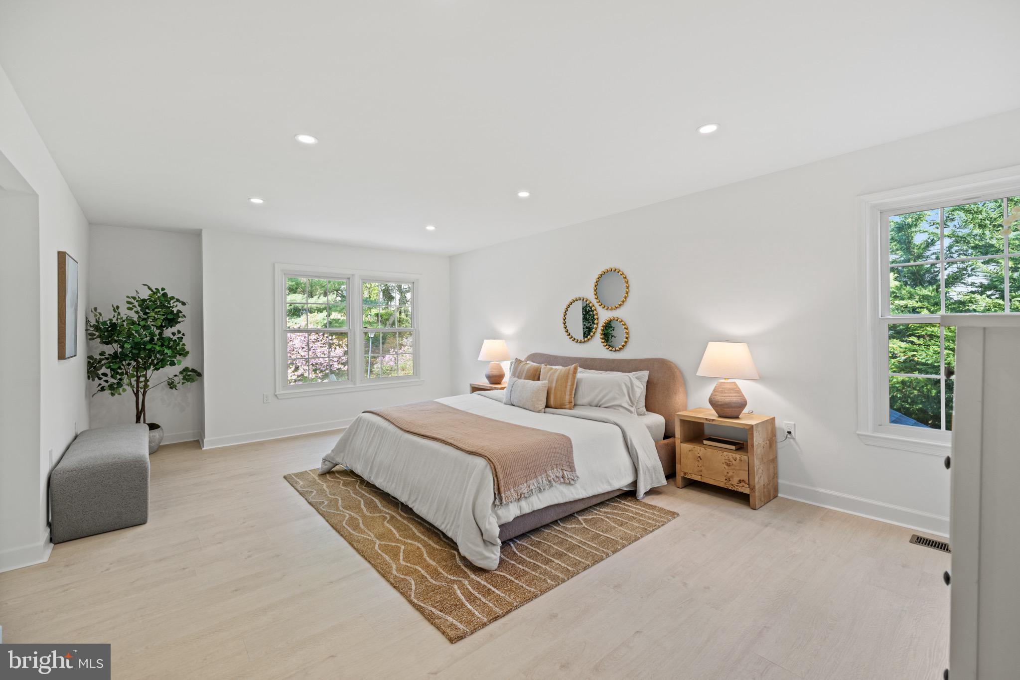 HUNTERS TRACE - Residential