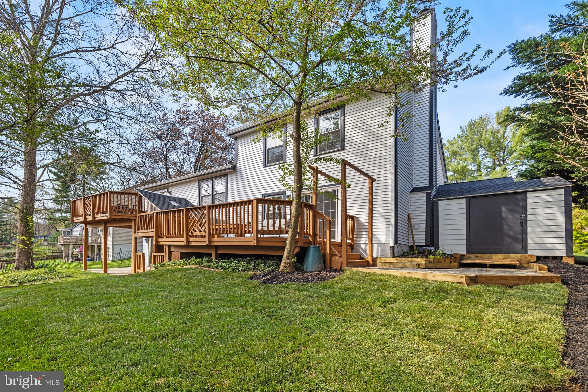 HUNTERS TRACE - Residential