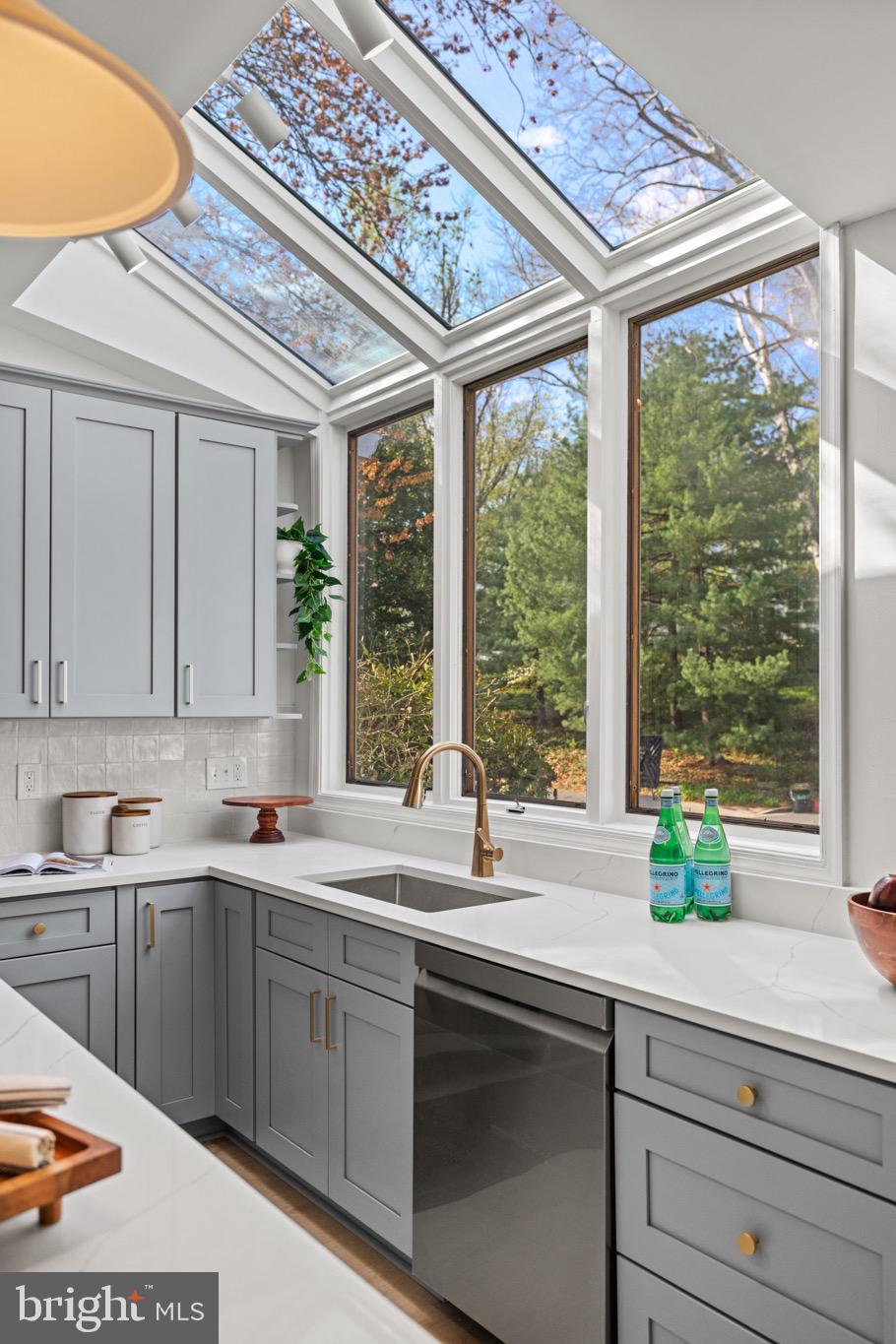 HUNTERS TRACE - Residential