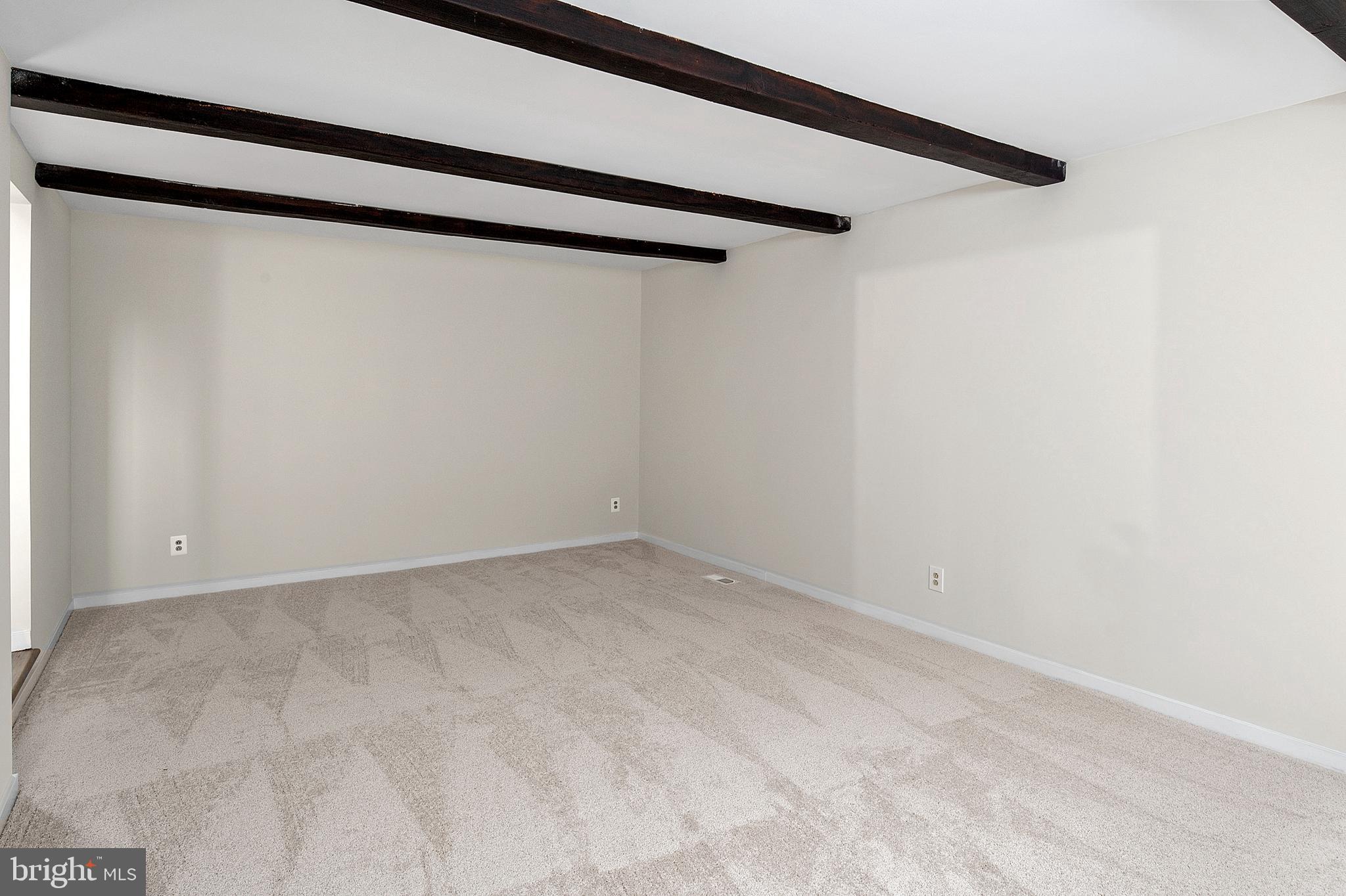 VILLAGE OF OWEN BROWN - Residential