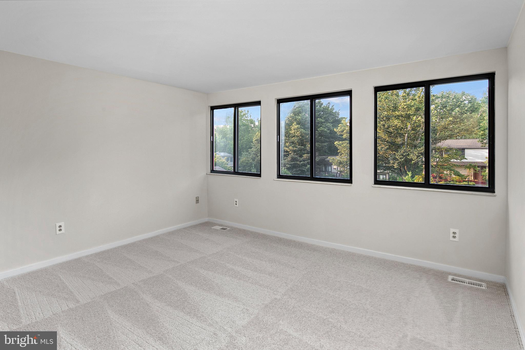 VILLAGE OF OWEN BROWN - Residential