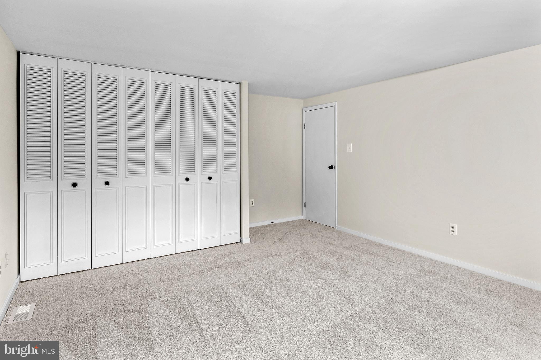 VILLAGE OF OWEN BROWN - Residential