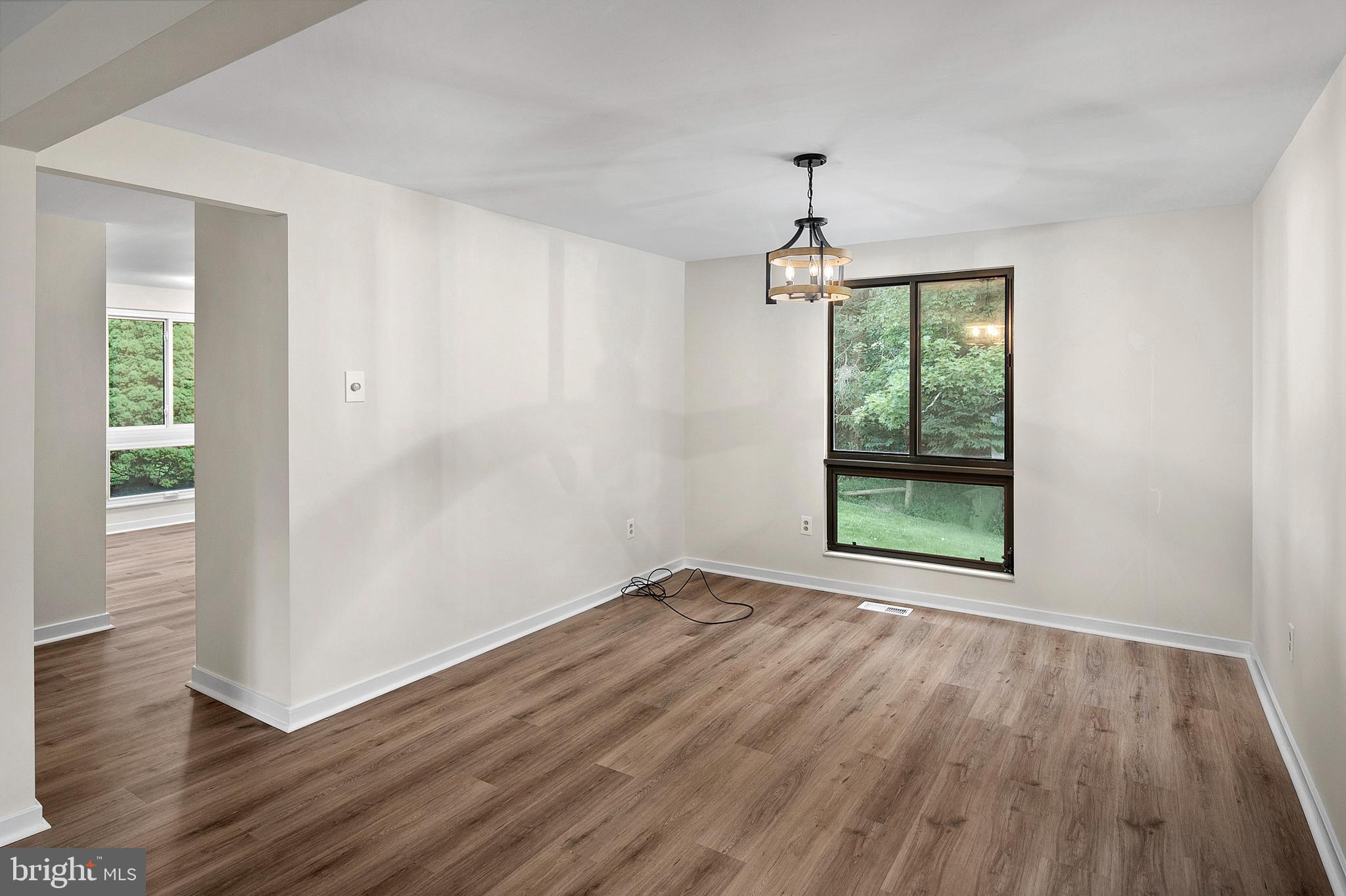 VILLAGE OF OWEN BROWN - Residential