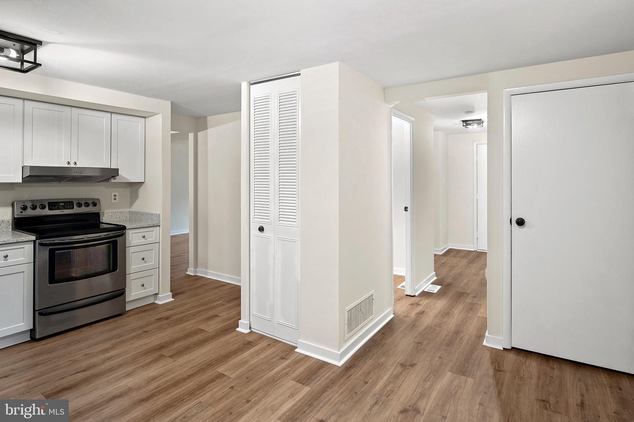 VILLAGE OF OWEN BROWN - Residential