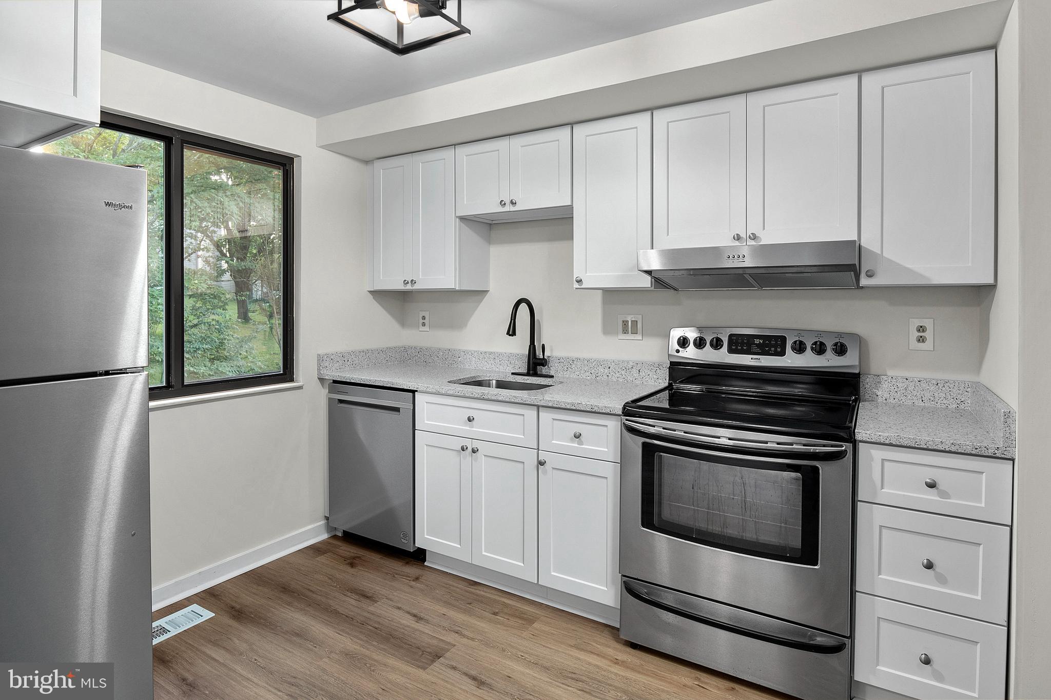 VILLAGE OF OWEN BROWN - Residential