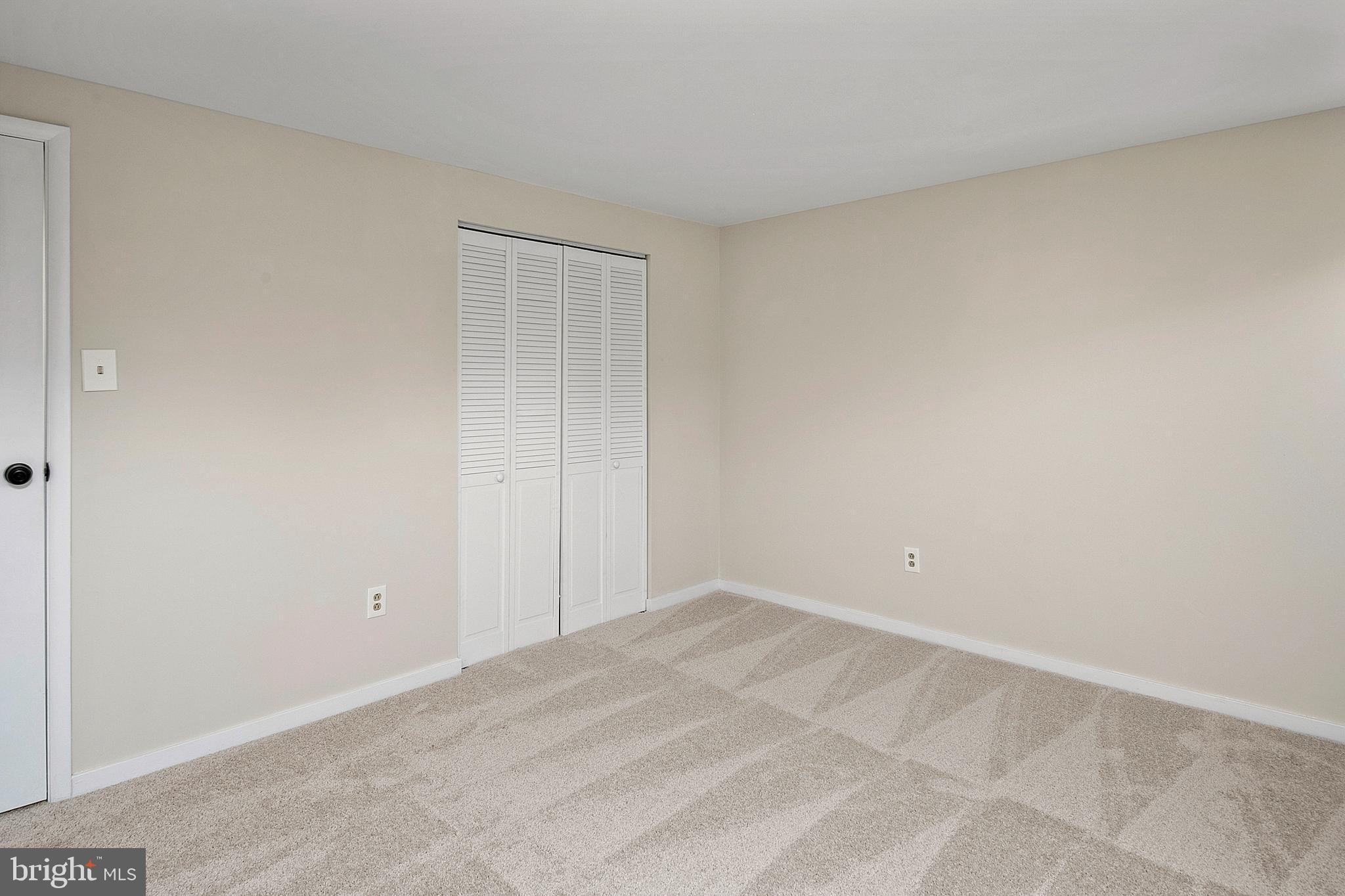 VILLAGE OF OWEN BROWN - Residential