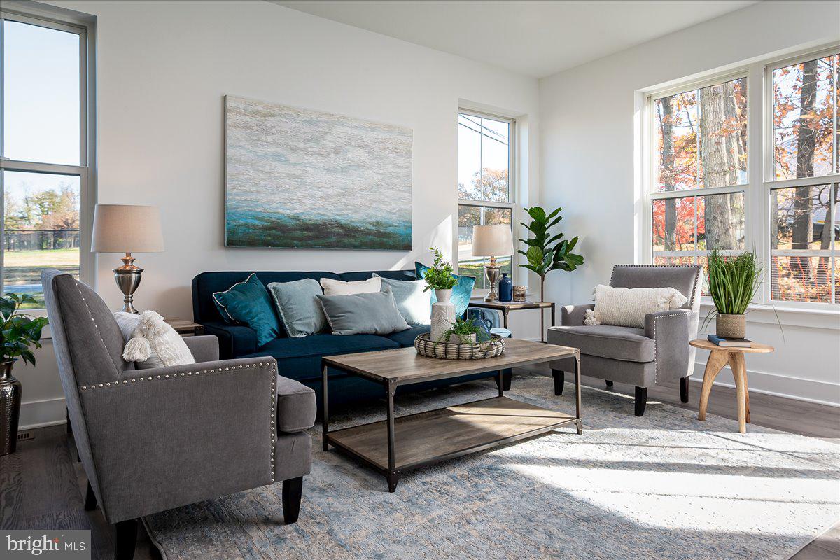 SHIPLEY OAKS - Residential