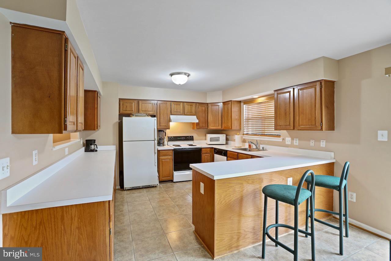 UNIVERSITY CENTER - Residential