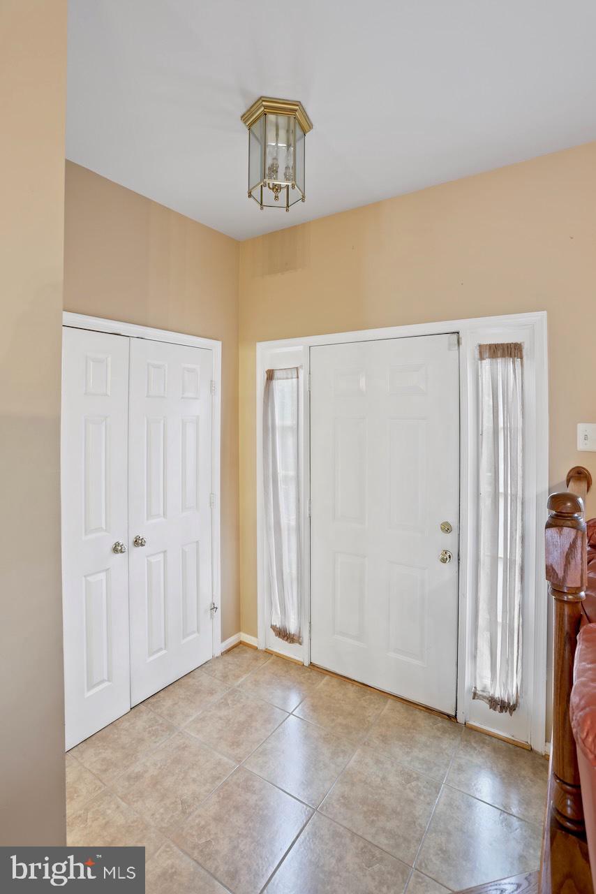 UNIVERSITY CENTER - Residential