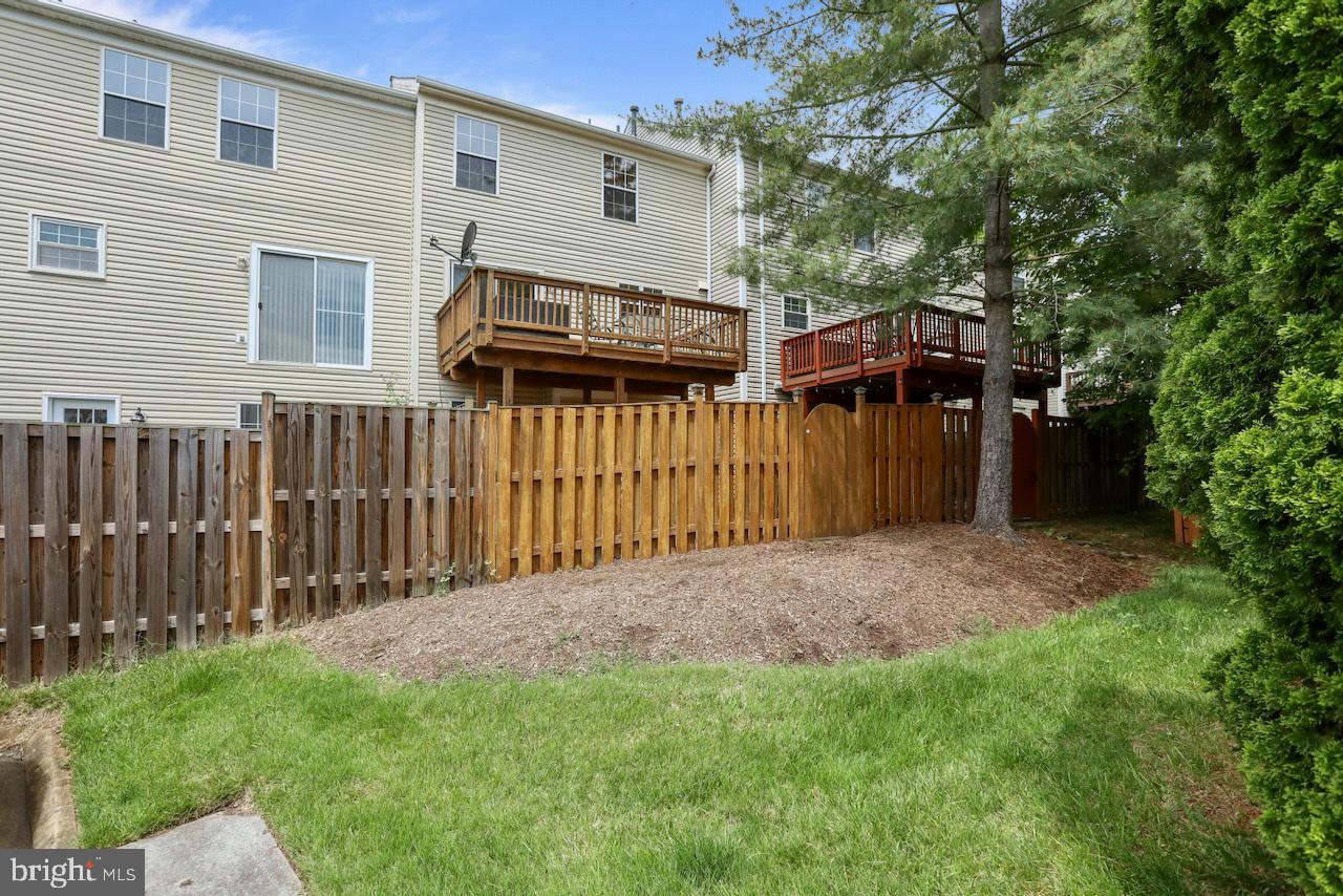 UNIVERSITY CENTER - Residential