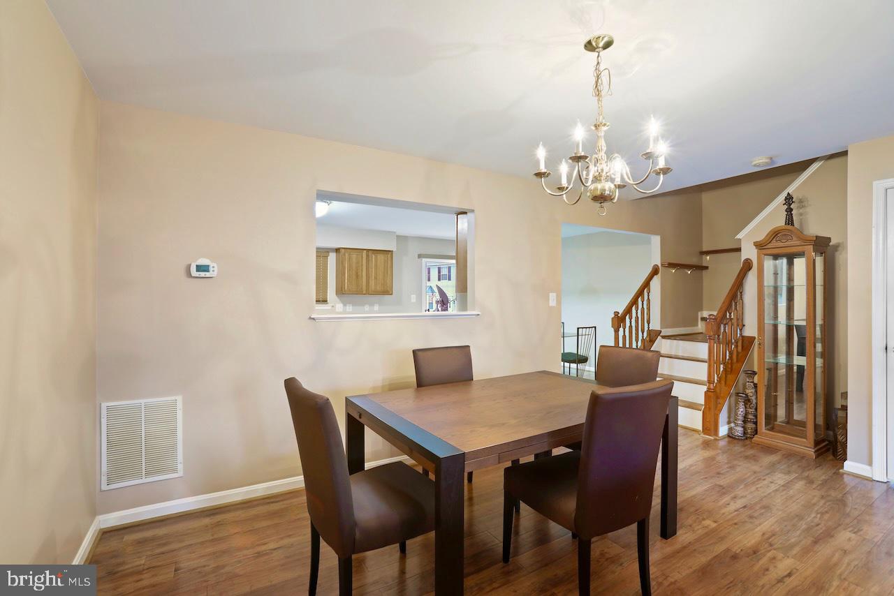 UNIVERSITY CENTER - Residential