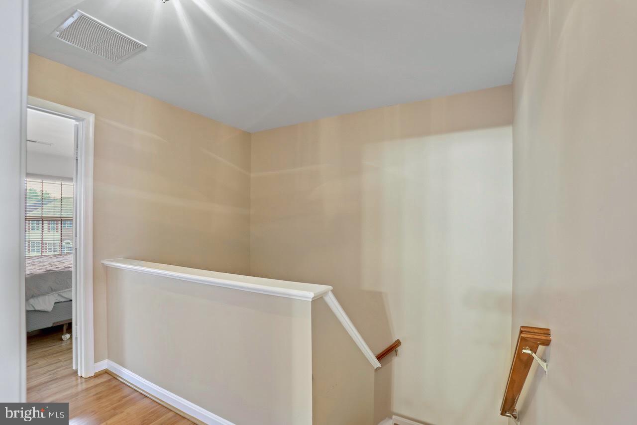 UNIVERSITY CENTER - Residential