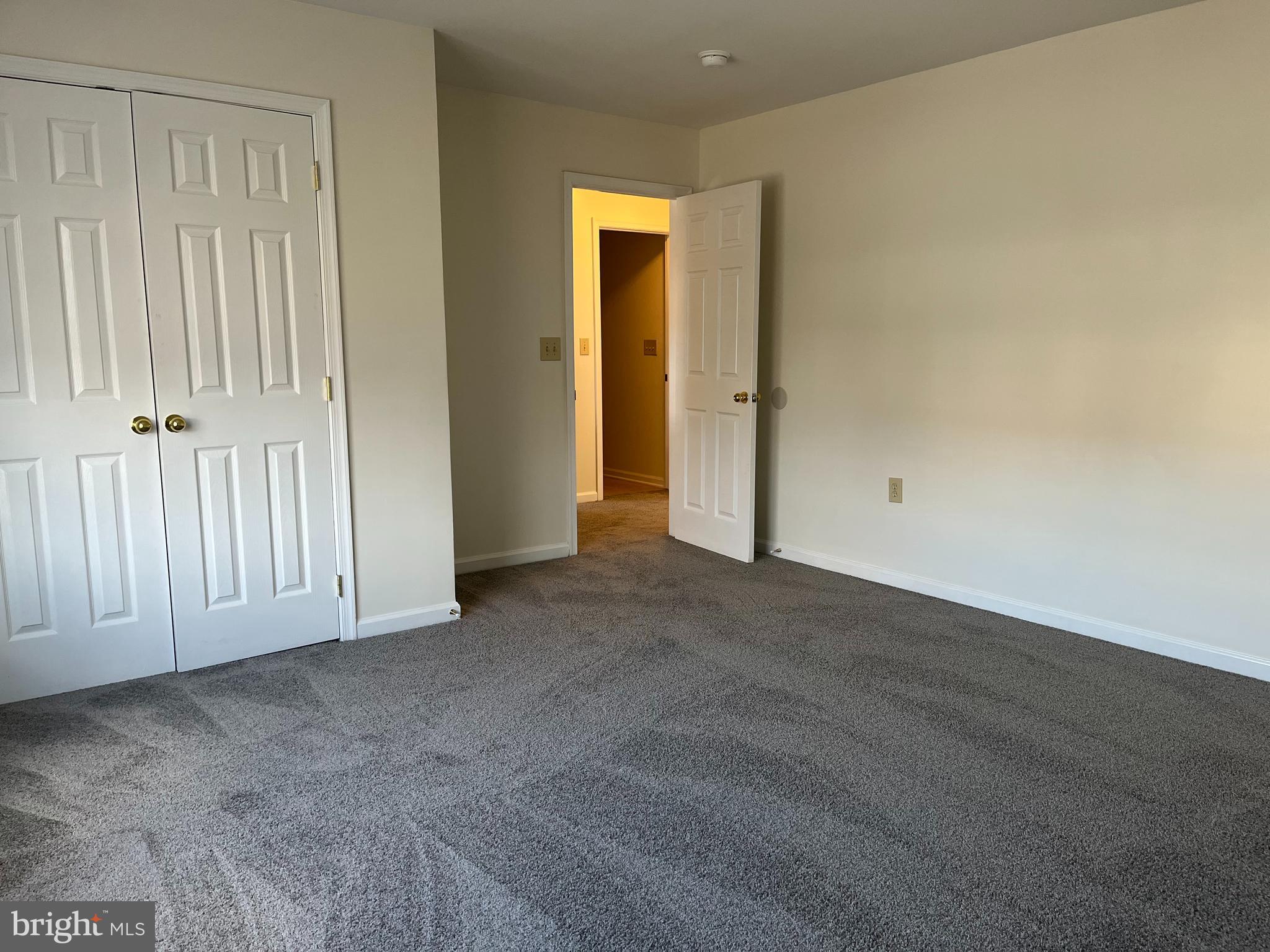 ROSEMONT ORCHARD - Residential Lease