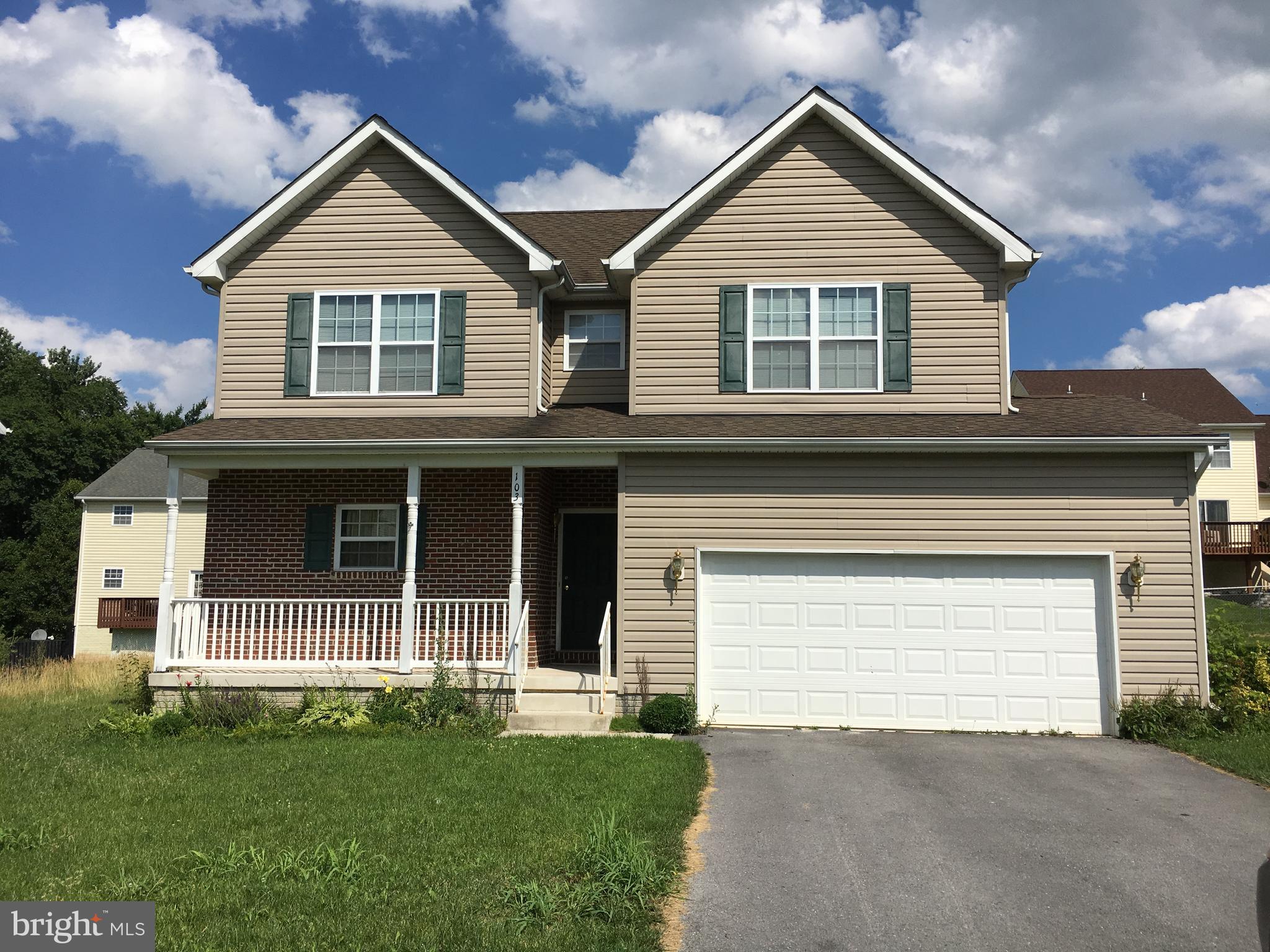 ROSEMONT ORCHARD - Residential Lease