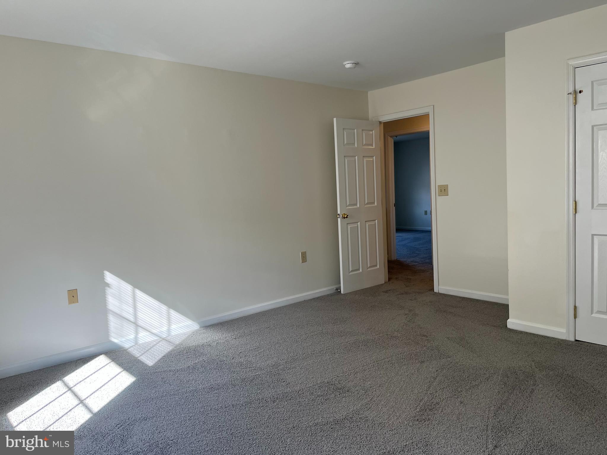 ROSEMONT ORCHARD - Residential Lease