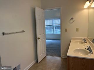 ROSEMONT ORCHARD - Residential Lease