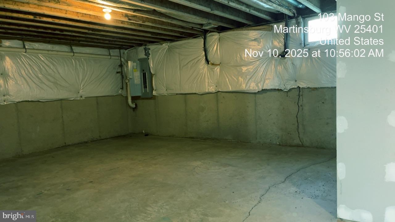 ROSEMONT ORCHARD - Residential Lease