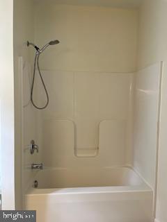 ROSEMONT ORCHARD - Residential Lease