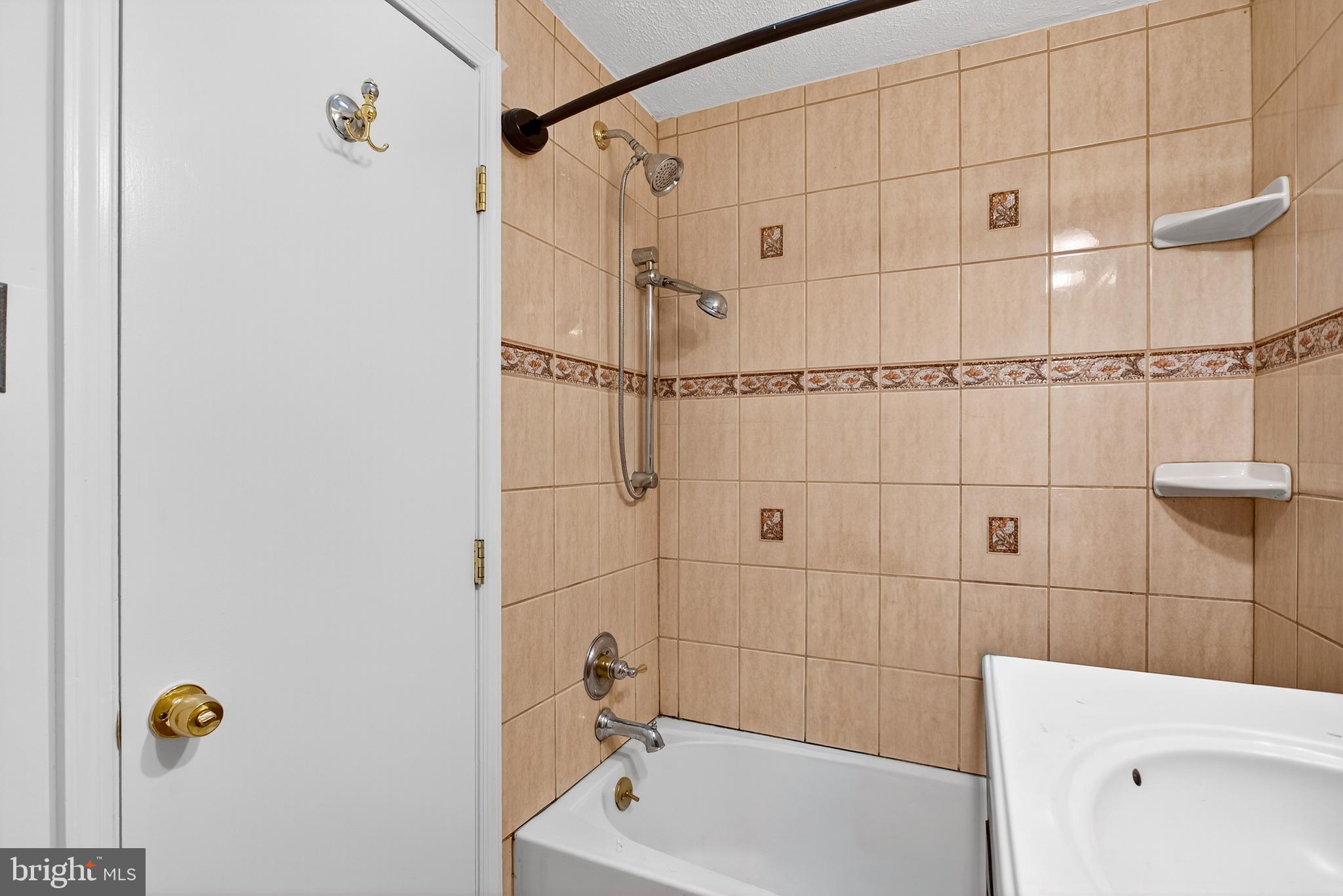 DELMAR VILLAGE - Residential