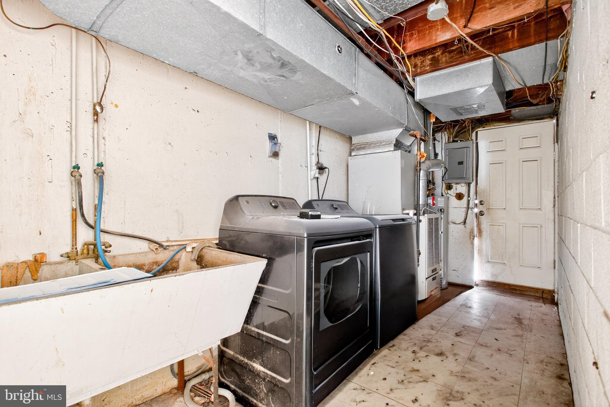 DELMAR VILLAGE - Residential