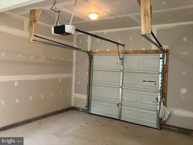 TOWAMENSING TRAILS - Residential