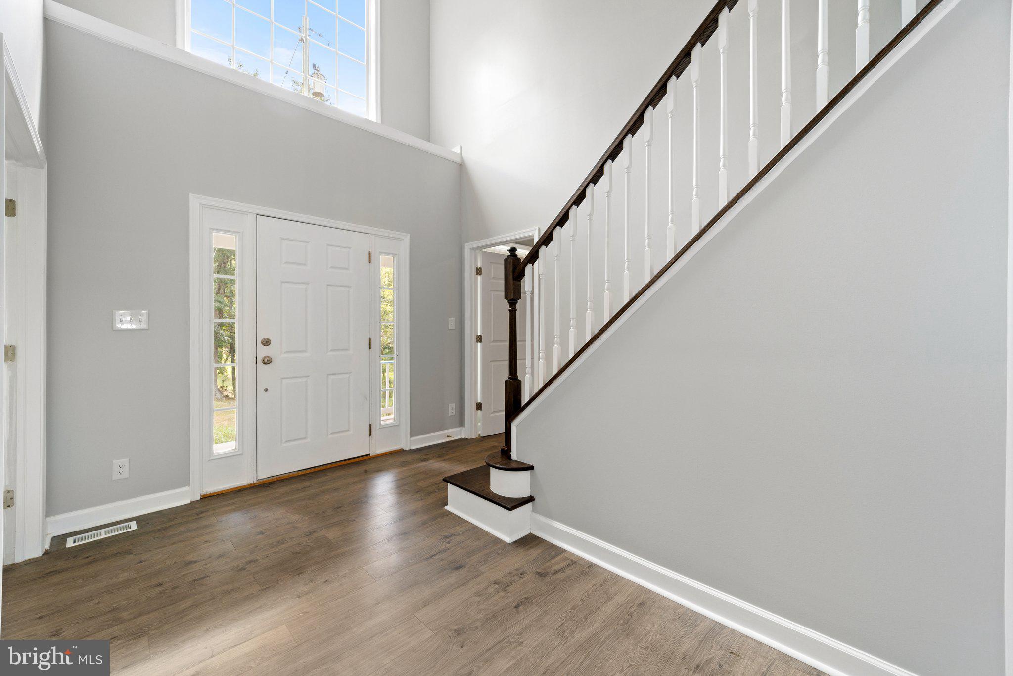 BARB MOUNTAIN ESTATES - Residential