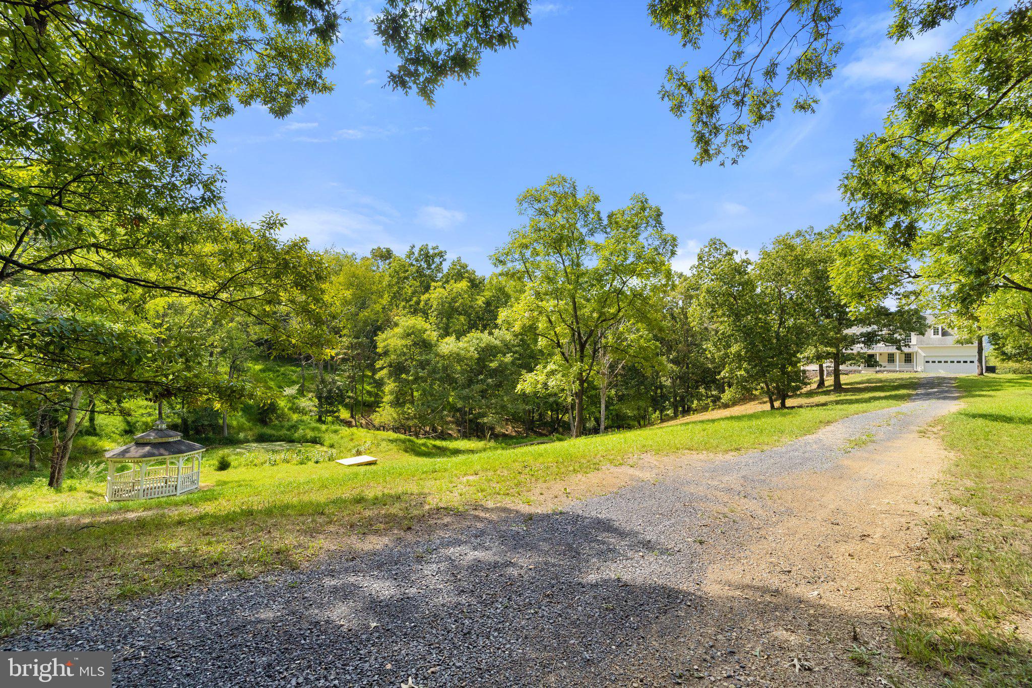 BARB MOUNTAIN ESTATES - Residential