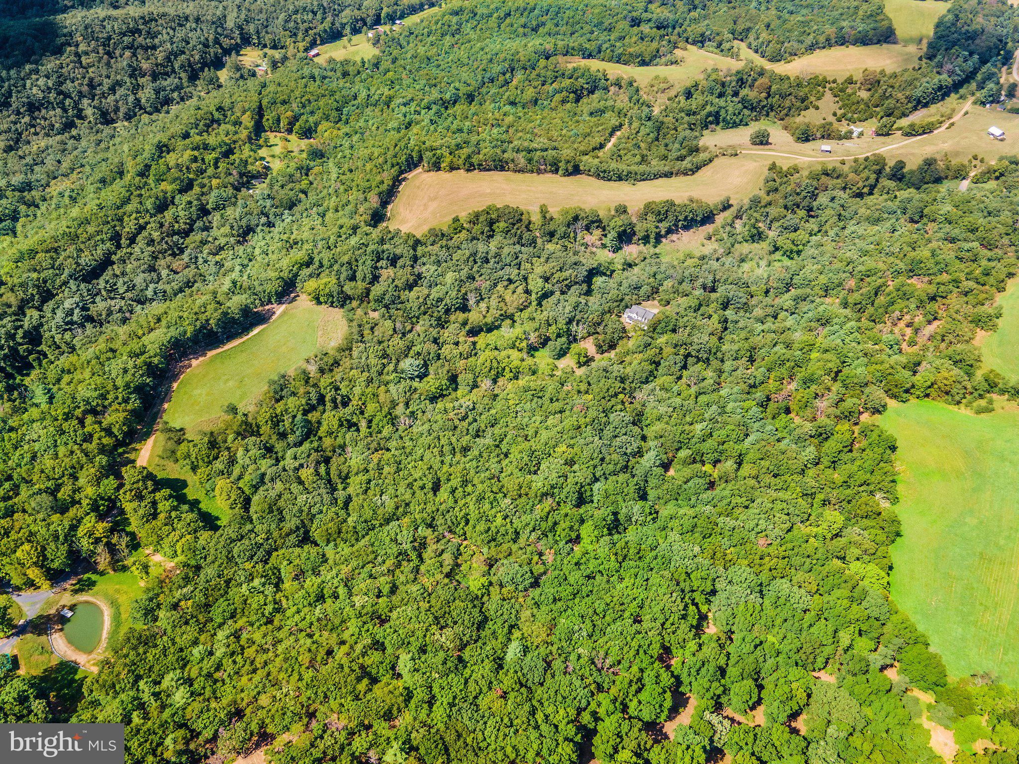 BARB MOUNTAIN ESTATES - Residential