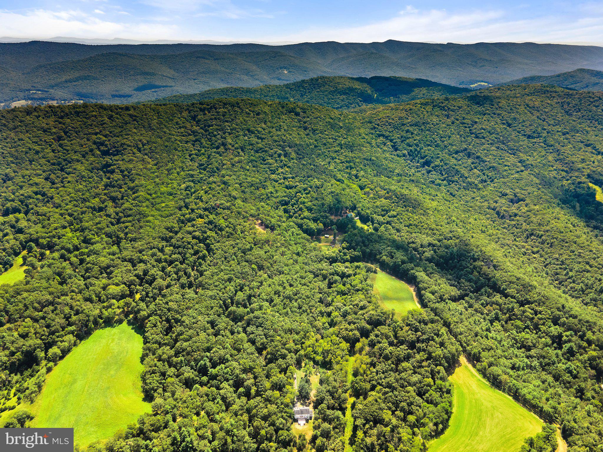 BARB MOUNTAIN ESTATES - Residential