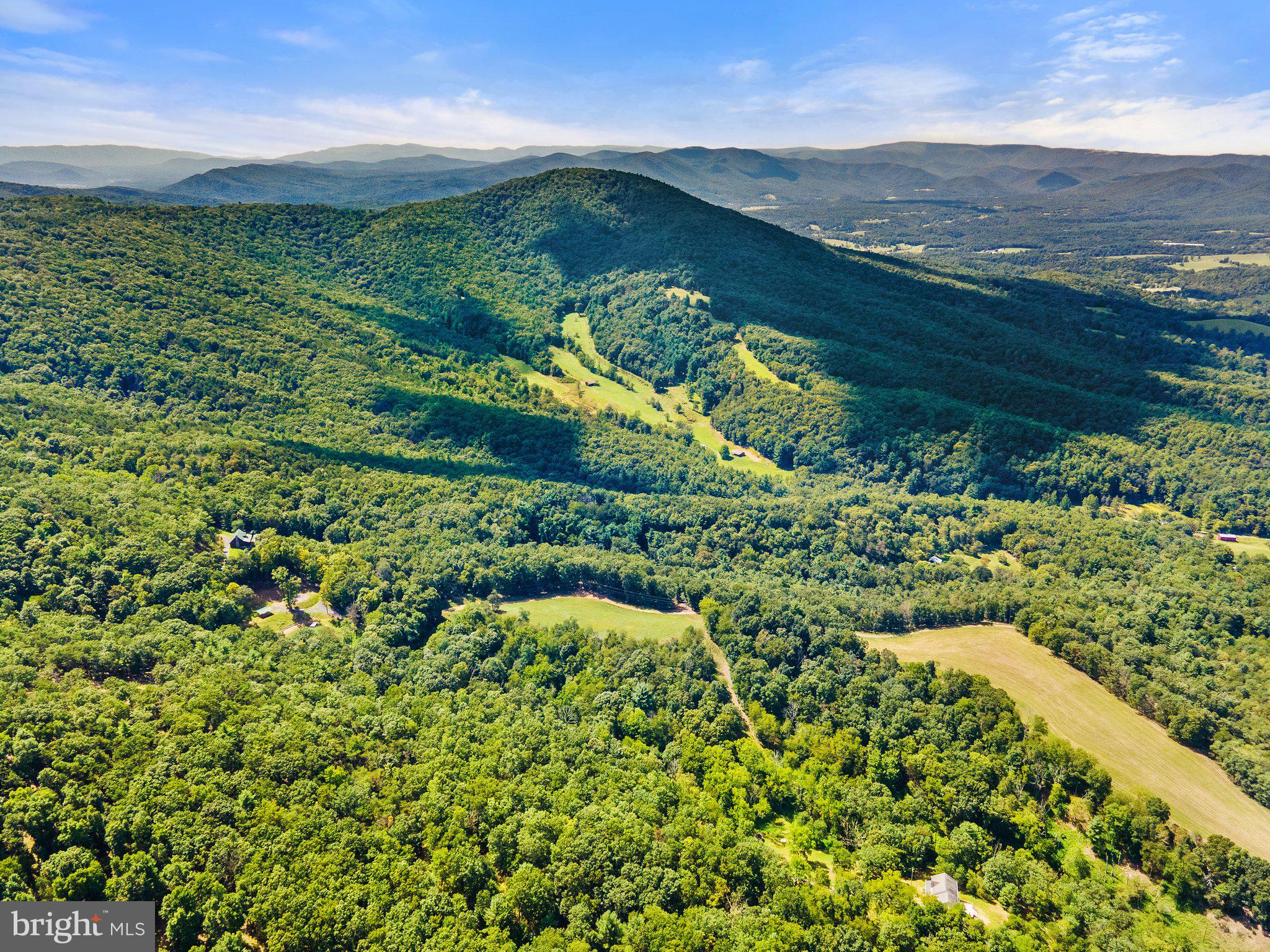 BARB MOUNTAIN ESTATES - Residential