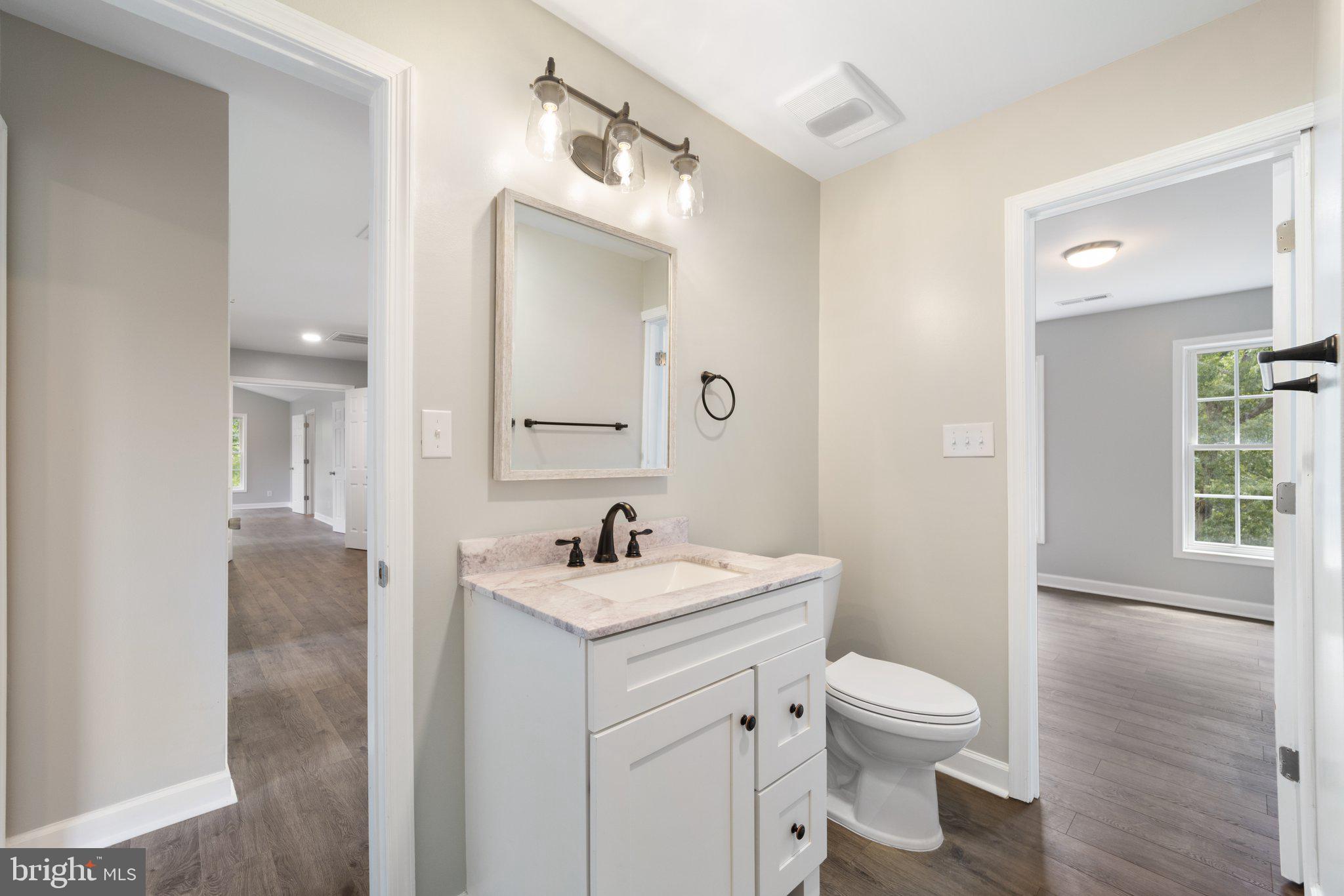 BARB MOUNTAIN ESTATES - Residential