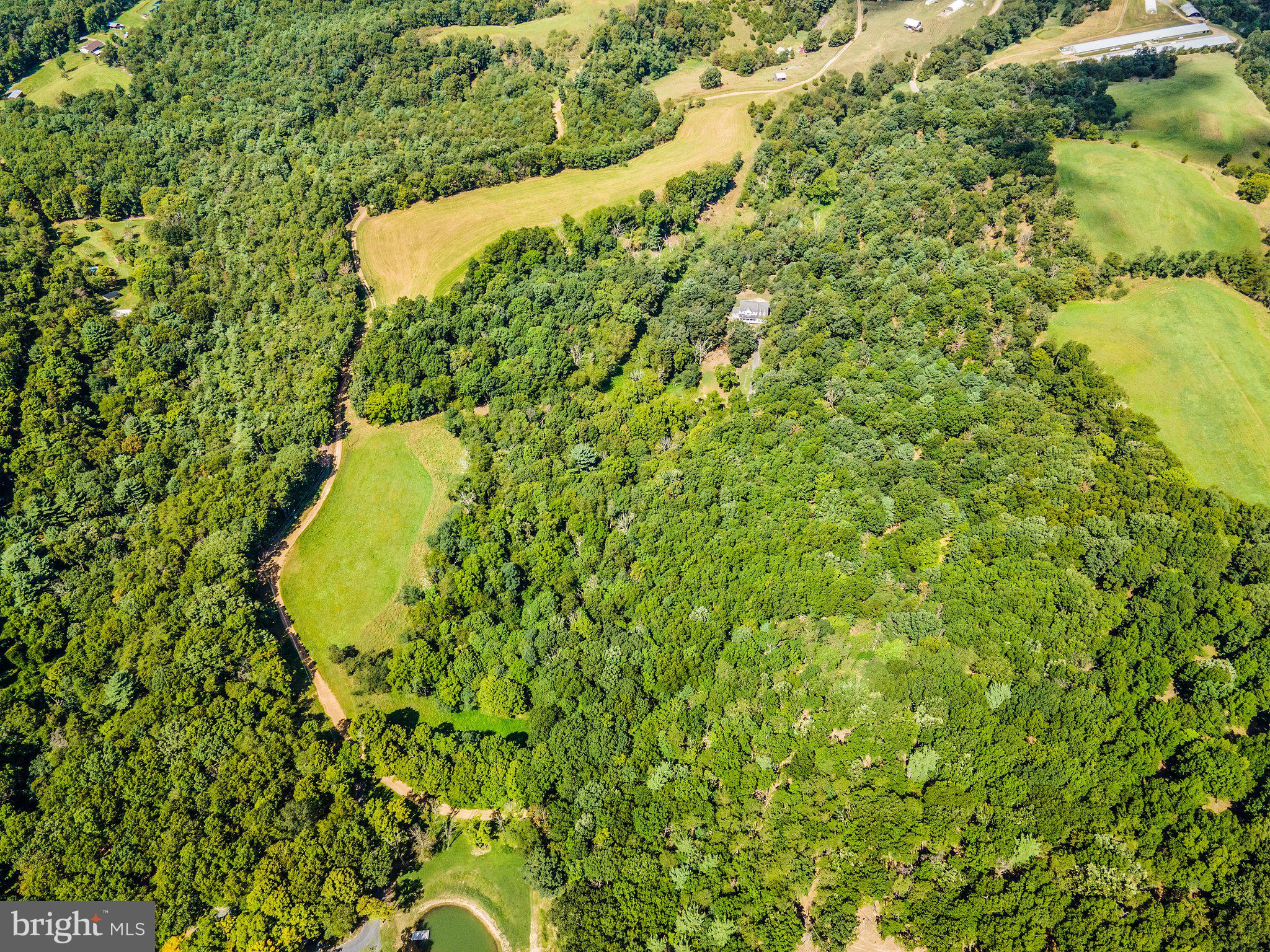 BARB MOUNTAIN ESTATES - Residential