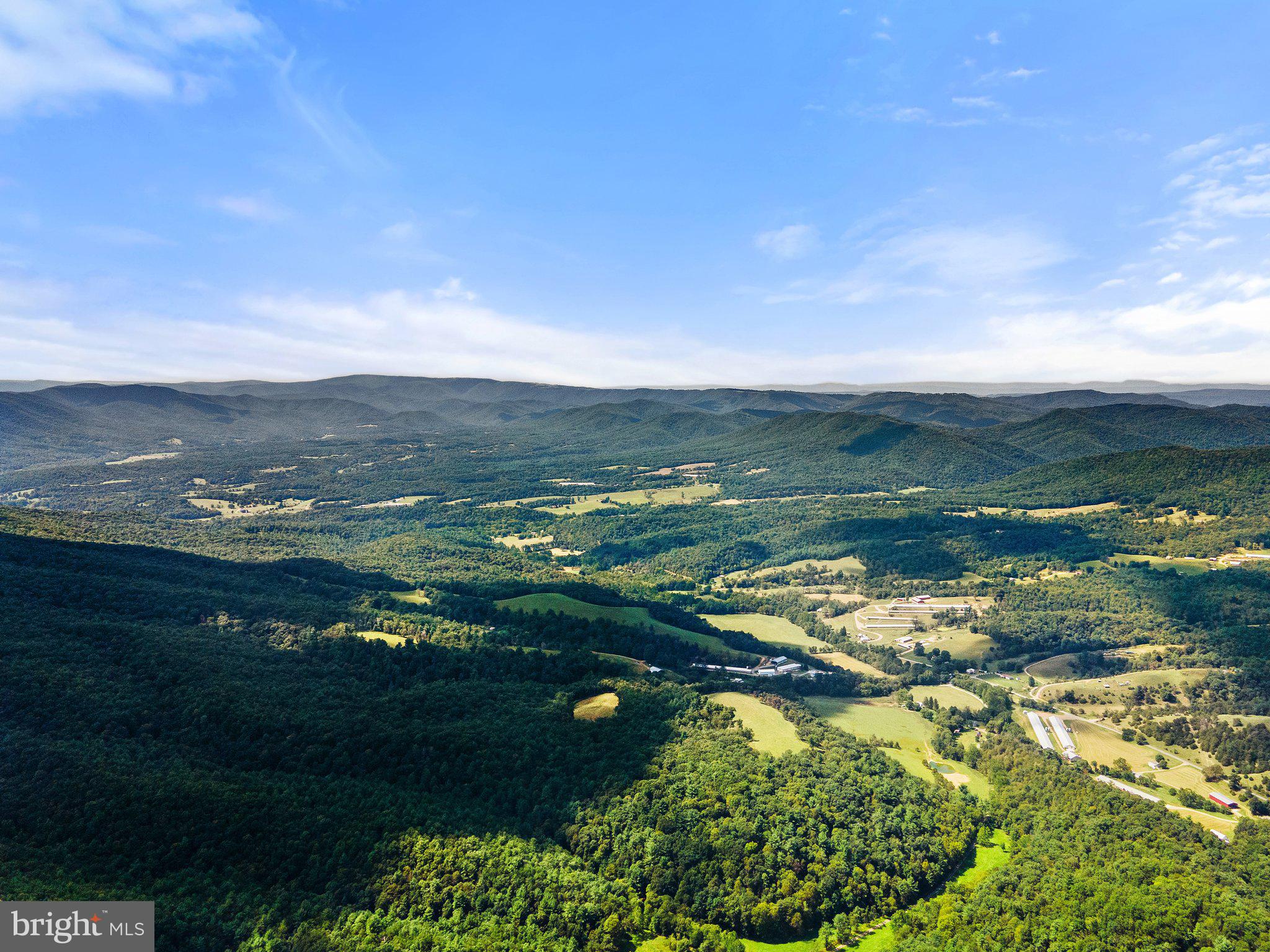 BARB MOUNTAIN ESTATES - Residential