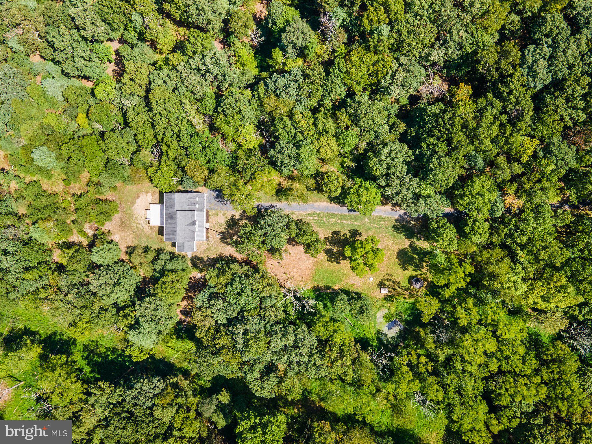 BARB MOUNTAIN ESTATES - Residential