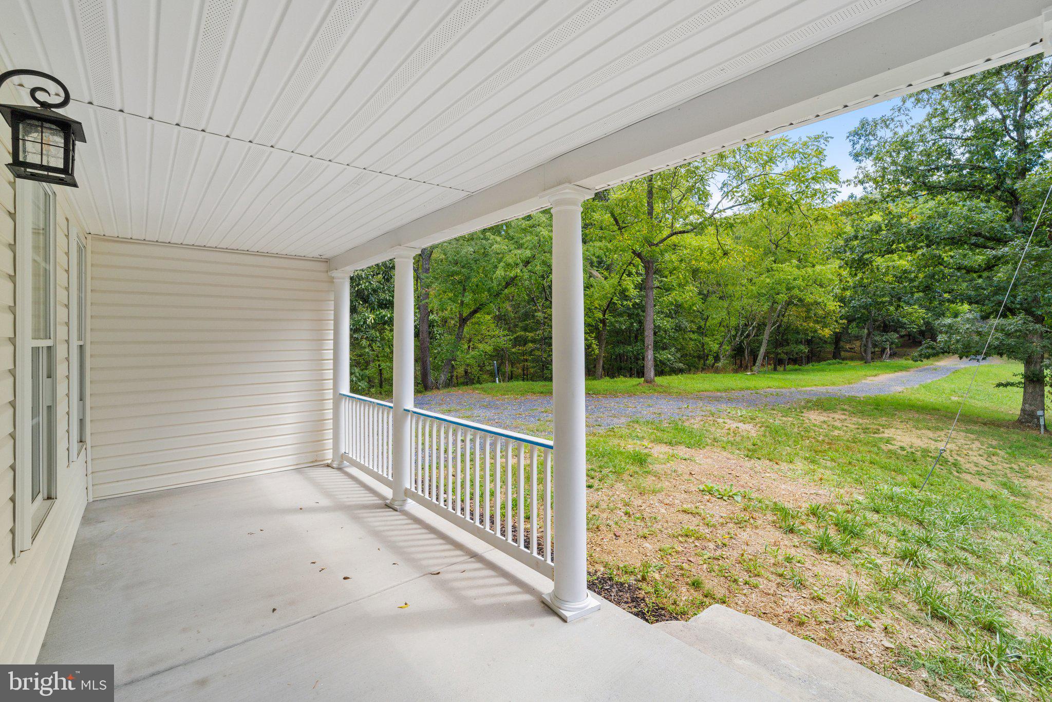 BARB MOUNTAIN ESTATES - Residential