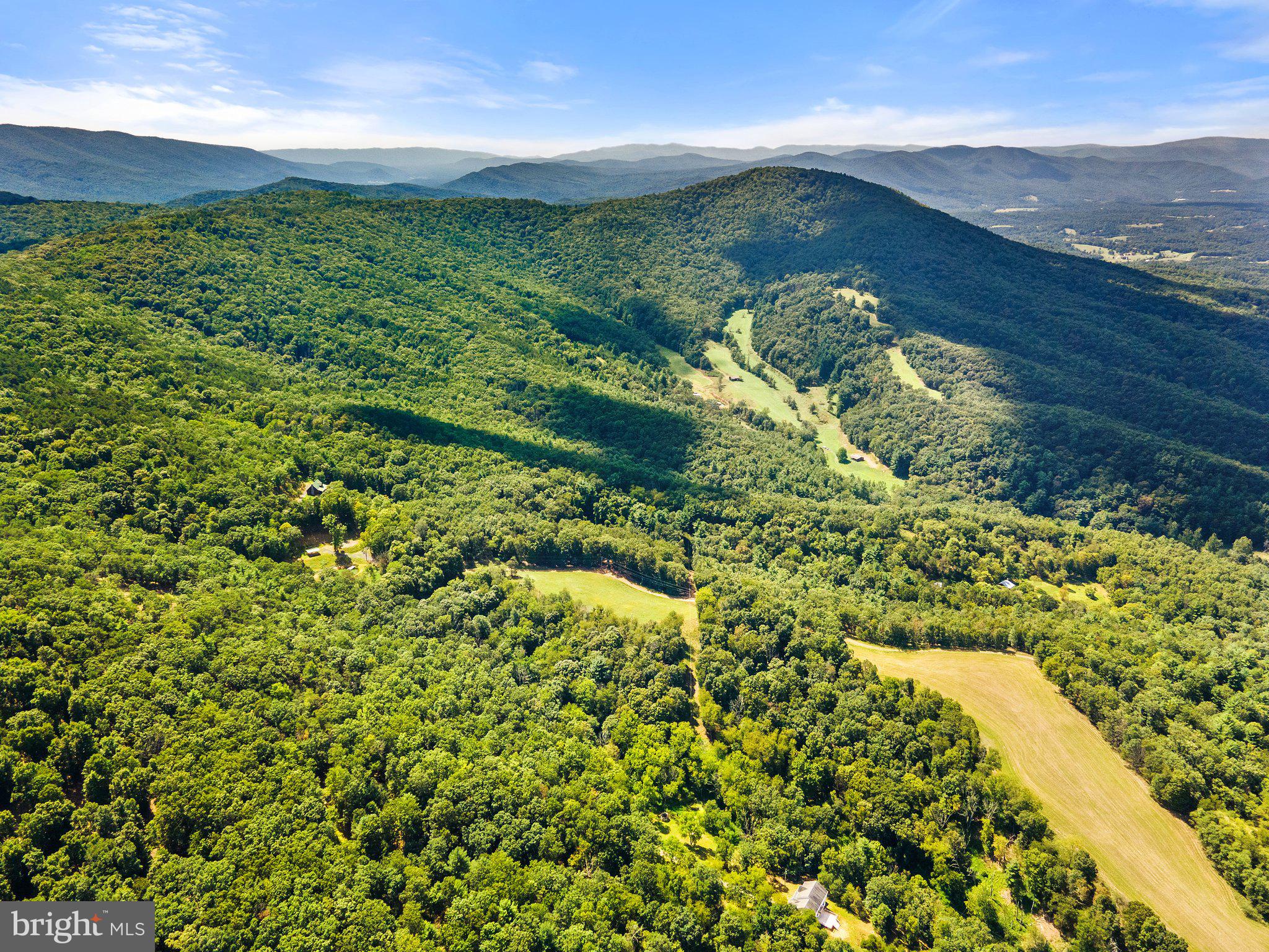 BARB MOUNTAIN ESTATES - Residential