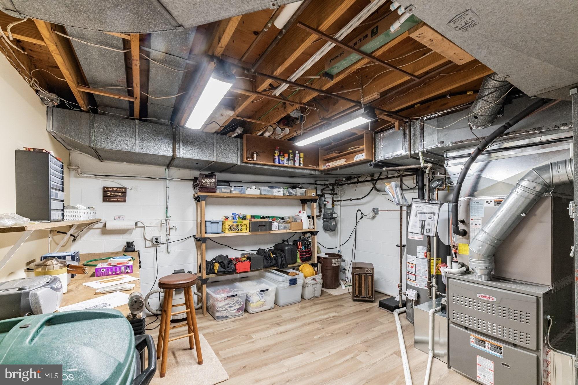 LUXMANOR - Residential