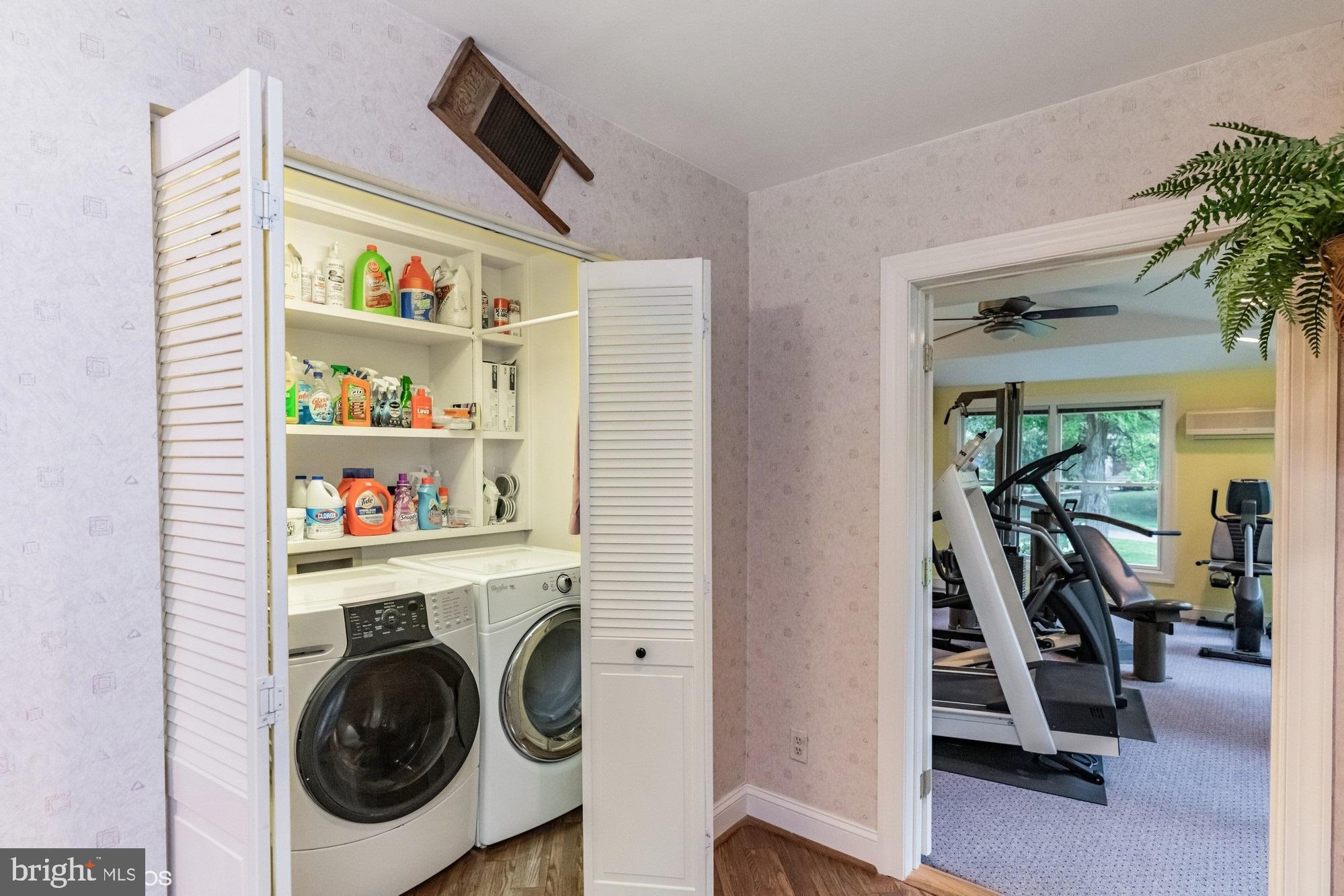 LUXMANOR - Residential