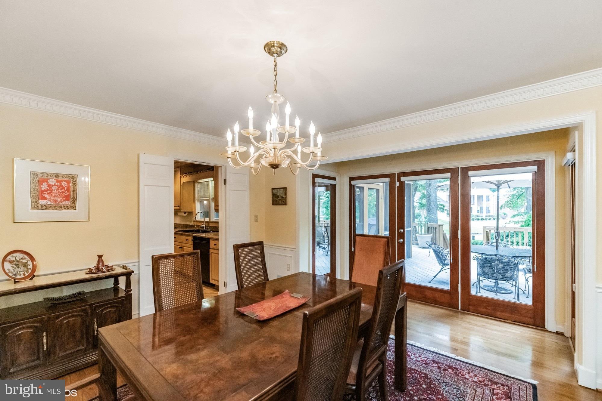 LUXMANOR - Residential