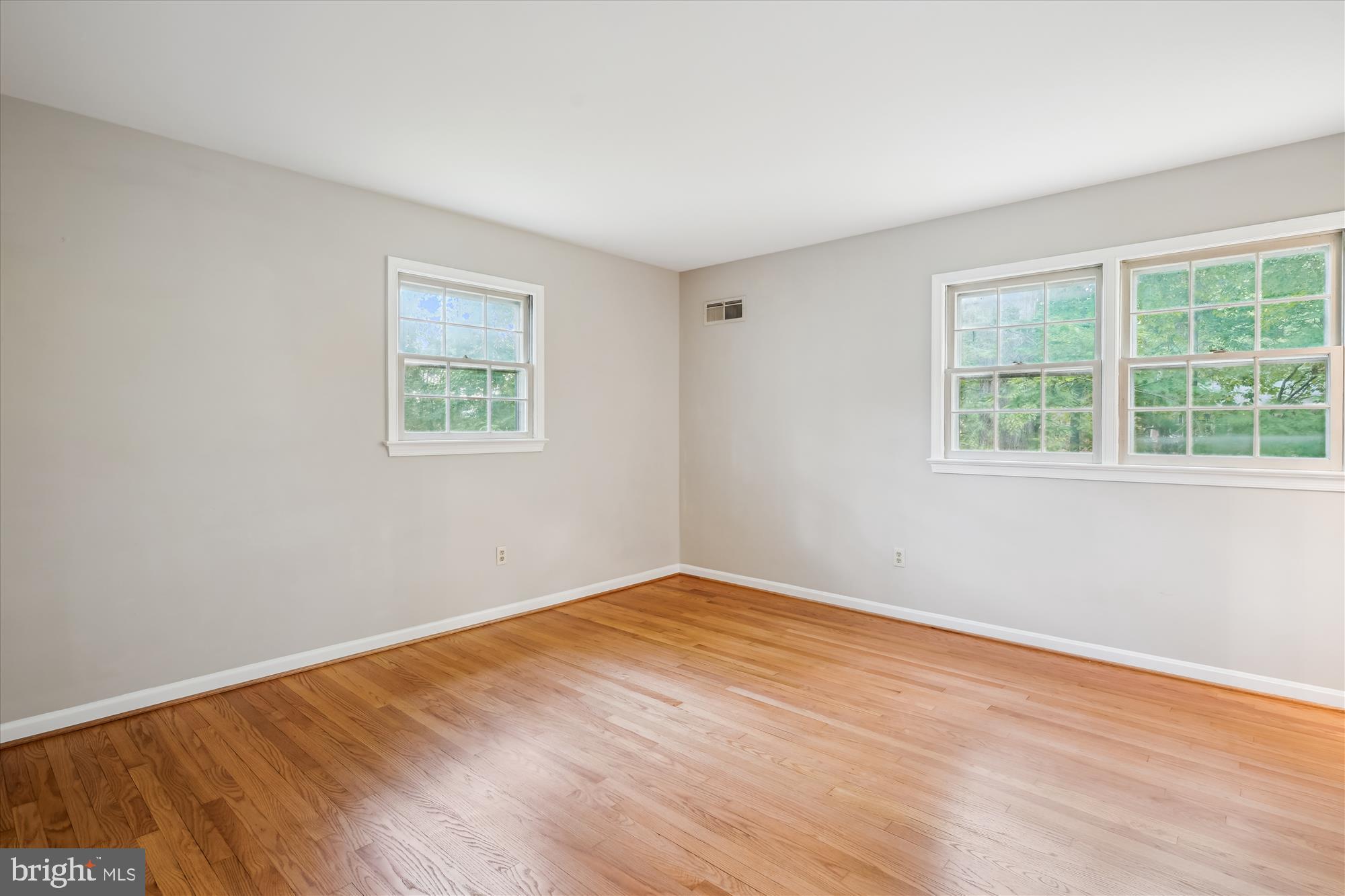 MILL CREEK TOWNE - Residential