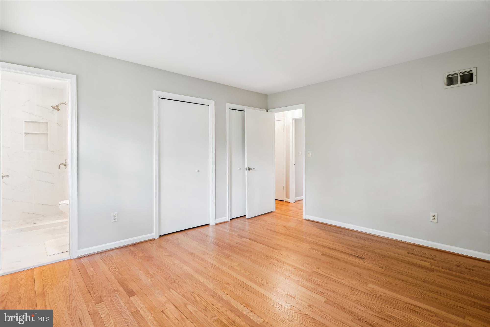 MILL CREEK TOWNE - Residential