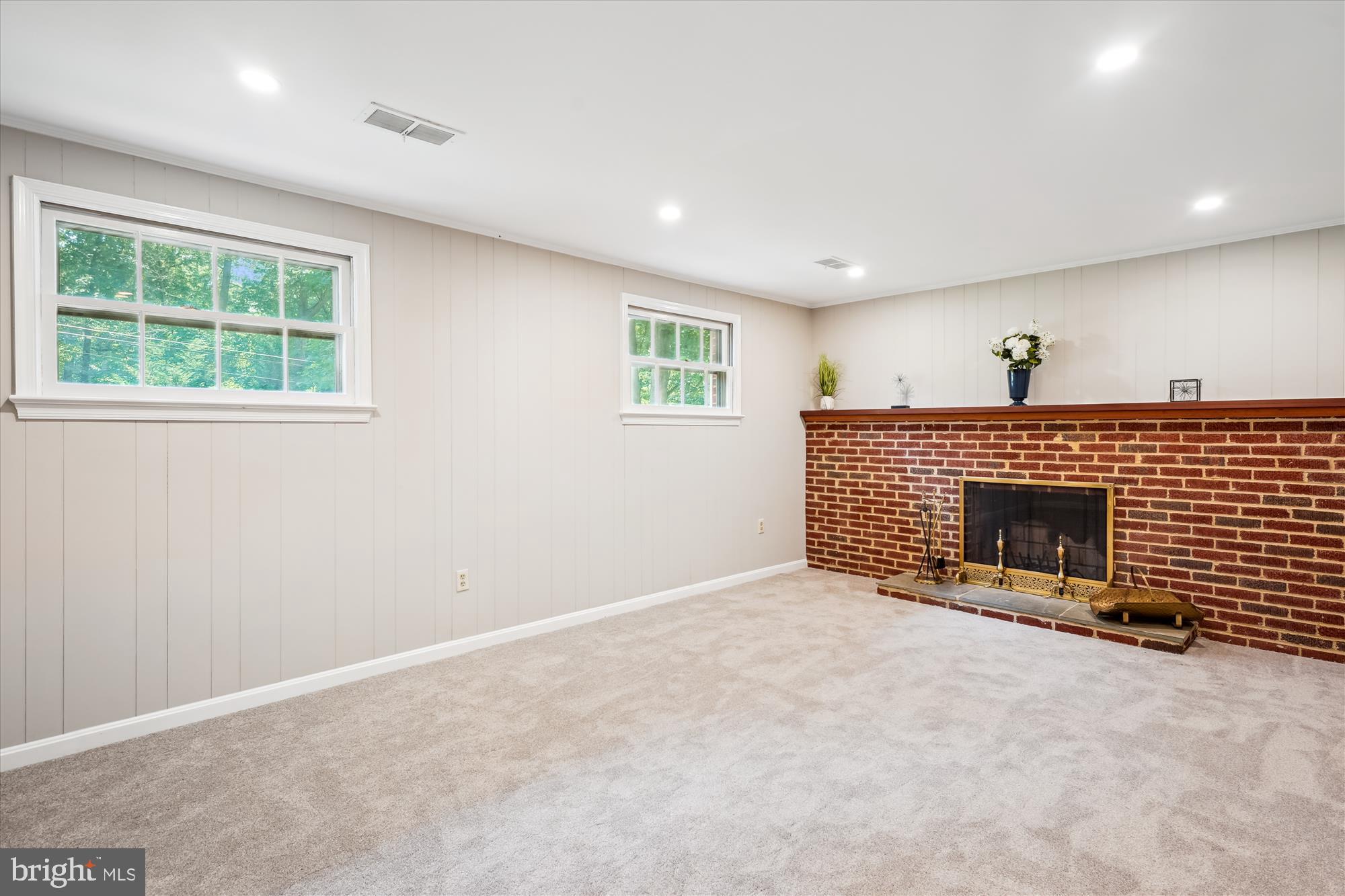 MILL CREEK TOWNE - Residential