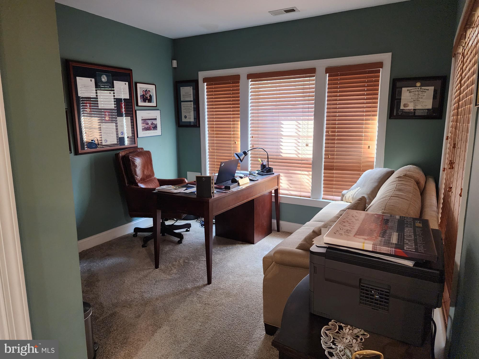 VINEYARDS OF ANNAPOLIS - Residential Lease